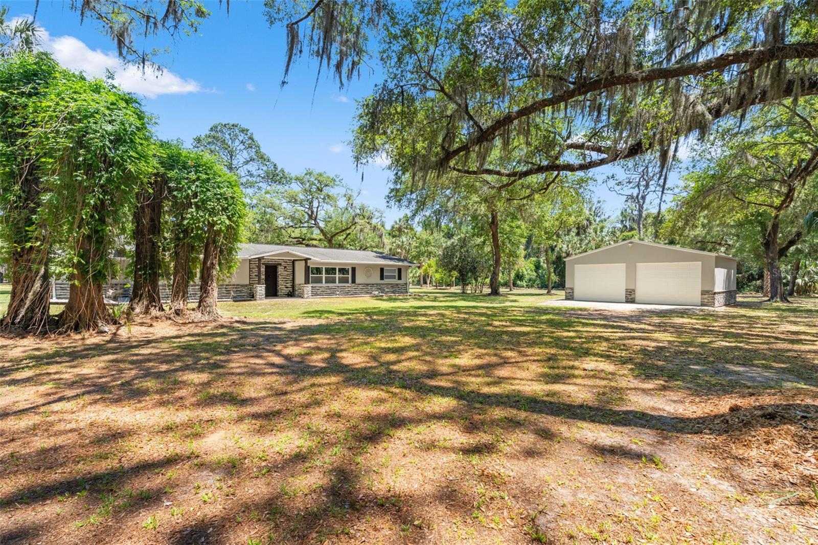 Crystal River, Florida, 34428, United States, 3 Bedrooms Bedrooms, ,3 BathroomsBathrooms,Residential,Active,2045556
