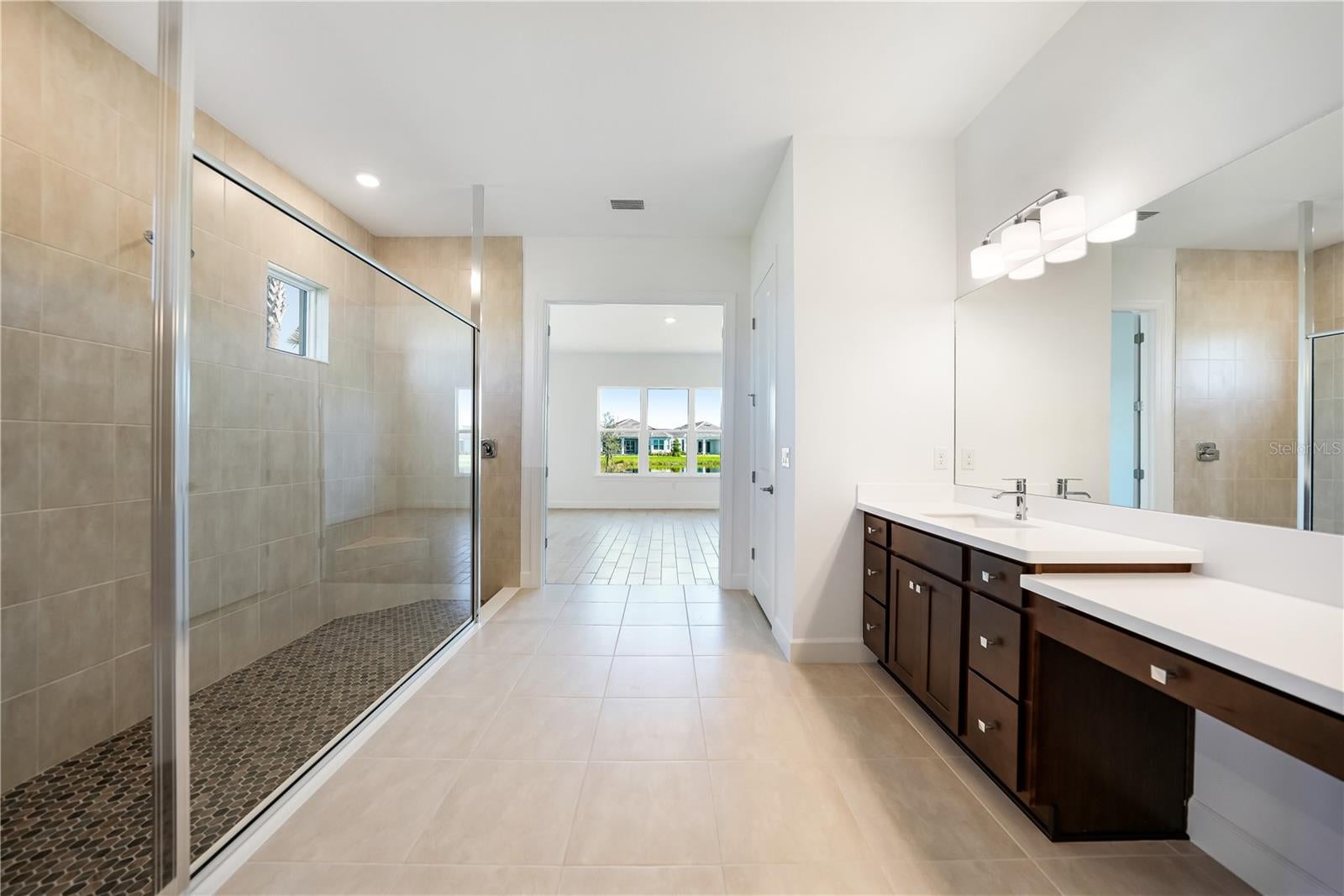 Sarasota, Florida, 34241, United States, 4 Bedrooms Bedrooms, ,3 BathroomsBathrooms,Residential,Active,1990635