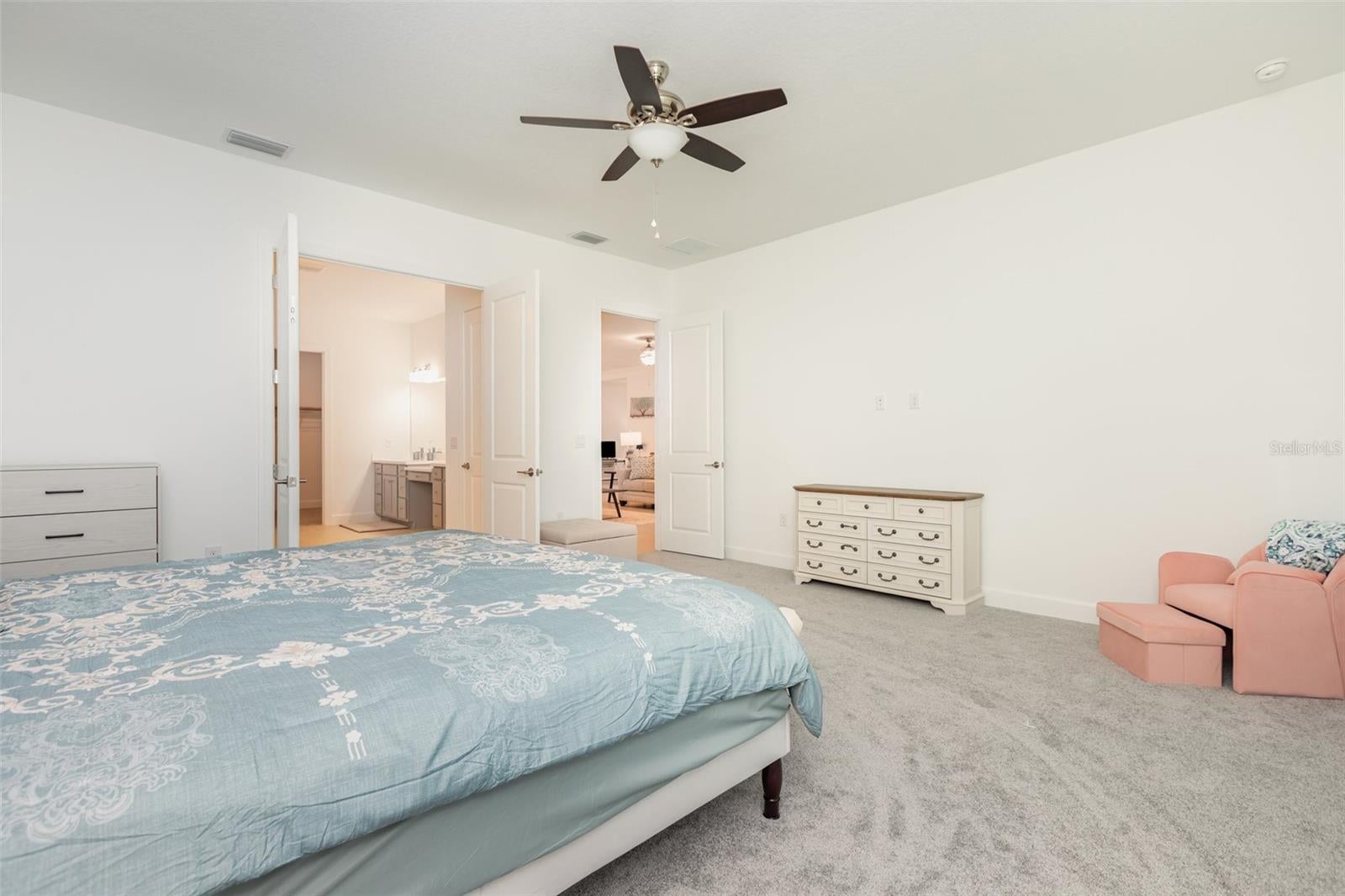 Sarasota, Florida, 34241, United States, 4 Bedrooms Bedrooms, ,3 BathroomsBathrooms,Residential,Active,1926697