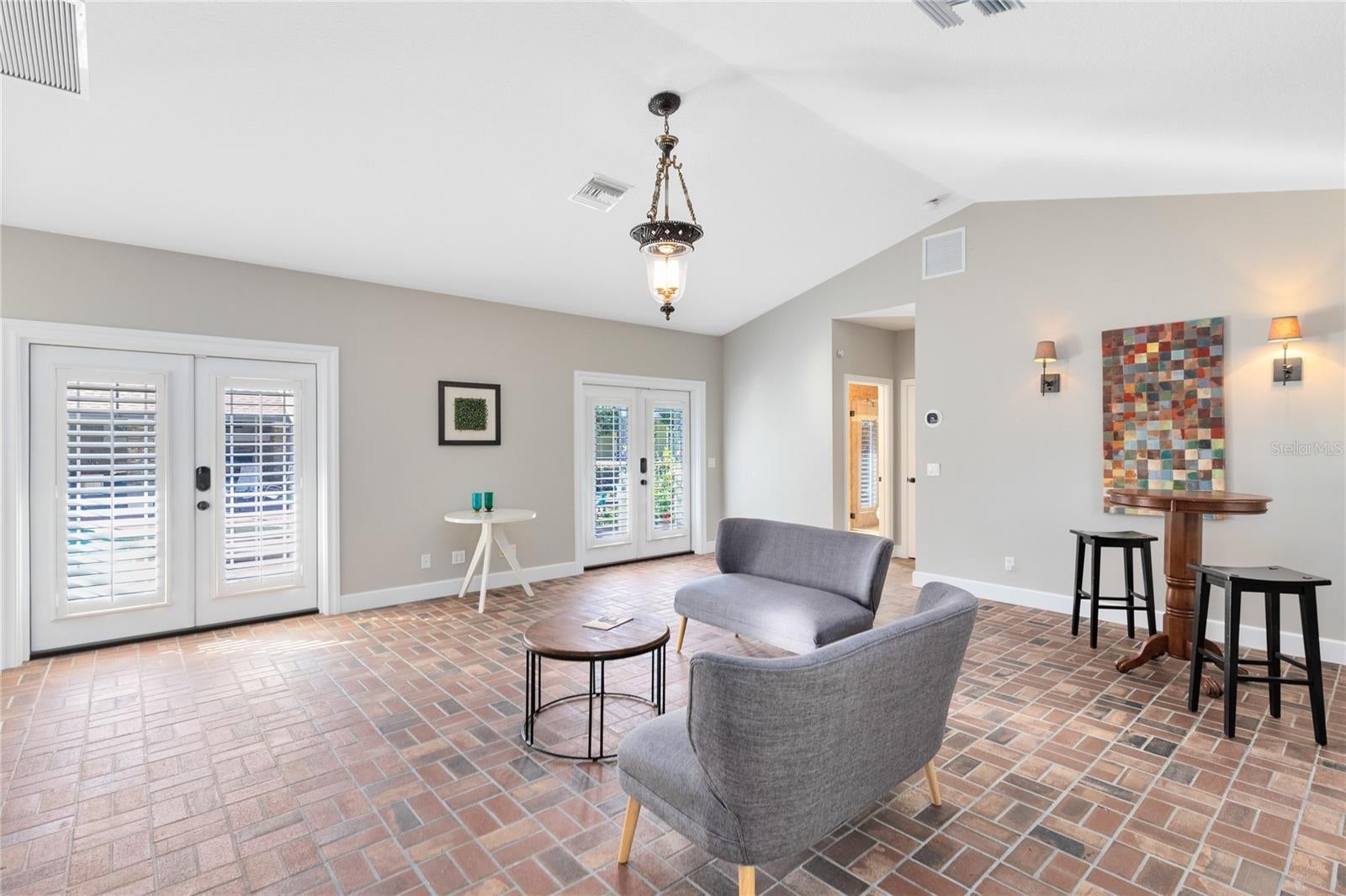 Winter Springs, Florida, 32708, United States, 7 Bedrooms Bedrooms, ,5 BathroomsBathrooms,Residential,Pending,2007299