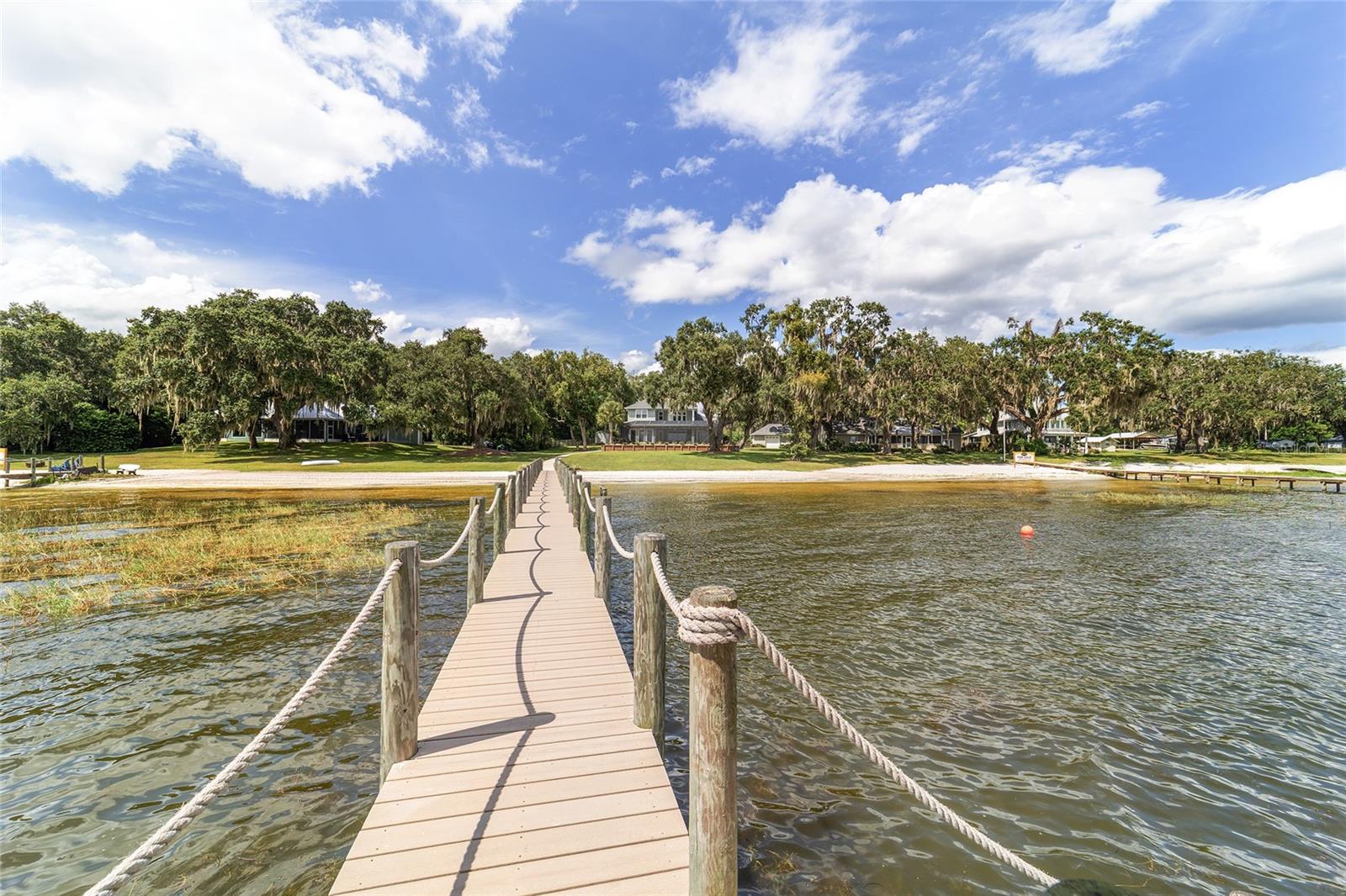Ocklawaha, Florida, 32179, United States, 5 Bedrooms Bedrooms, ,4 BathroomsBathrooms,Residential,Active,1944075