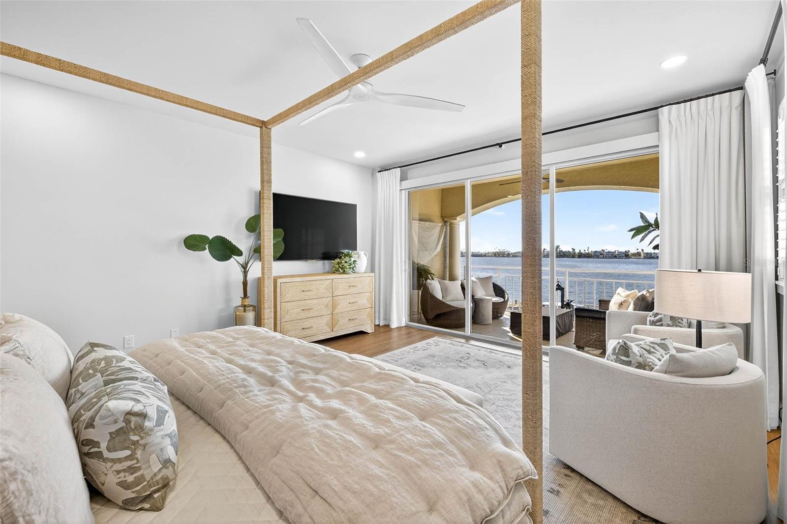 Tierra Verde, Florida, 33715, United States, 3 Bedrooms Bedrooms, ,3 BathroomsBathrooms,Residential,Active,1971785