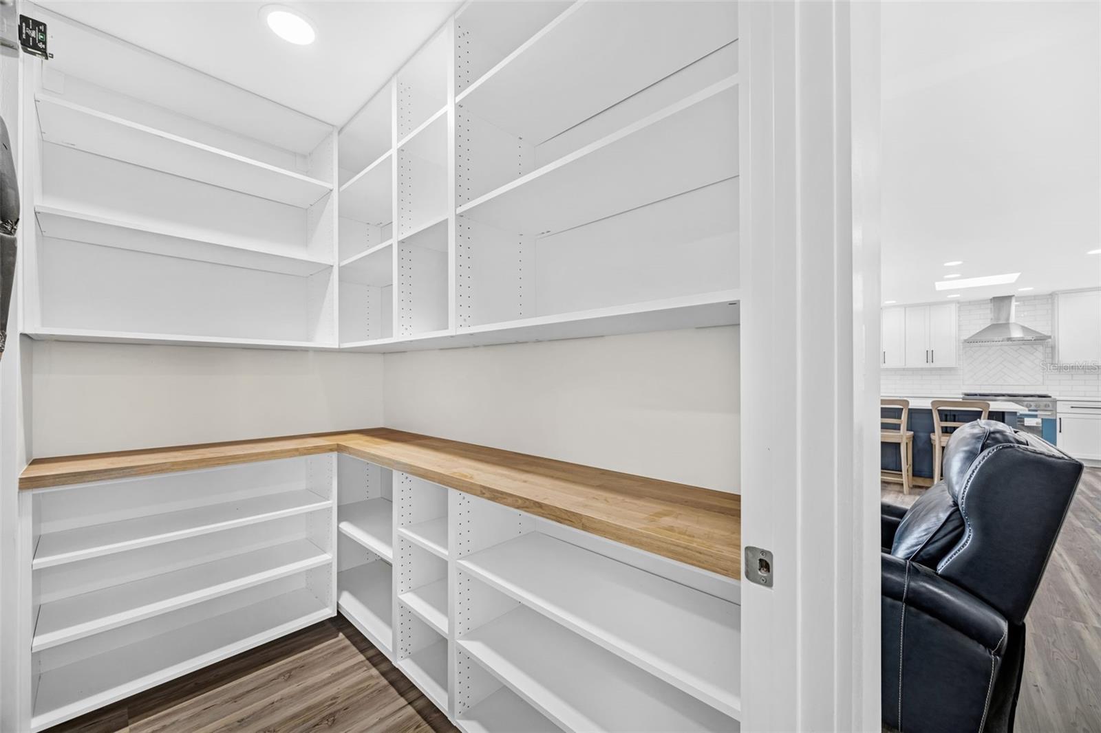 Clearwater Beach, Florida, 33767, United States, 3 Bedrooms Bedrooms, ,2 BathroomsBathrooms,Residential,Active,1894990