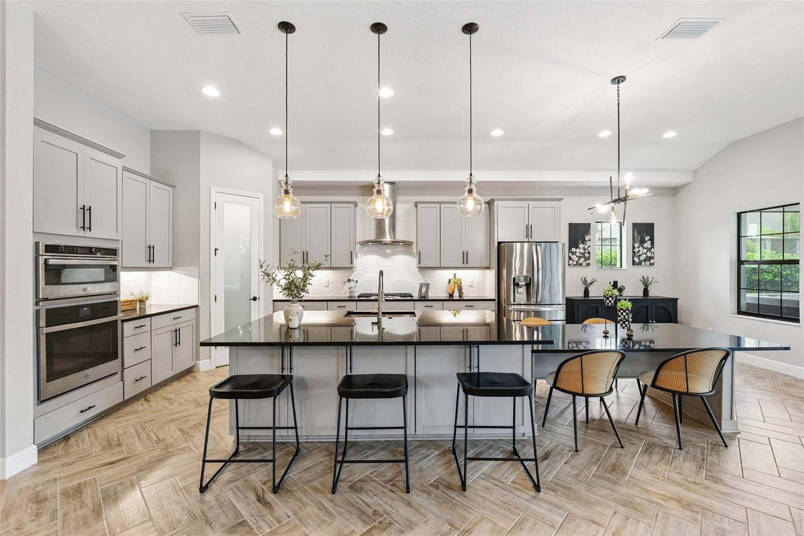 Odessa, Florida, 33556, United States, ,4 BathroomsBathrooms,Residential,Active,1869150