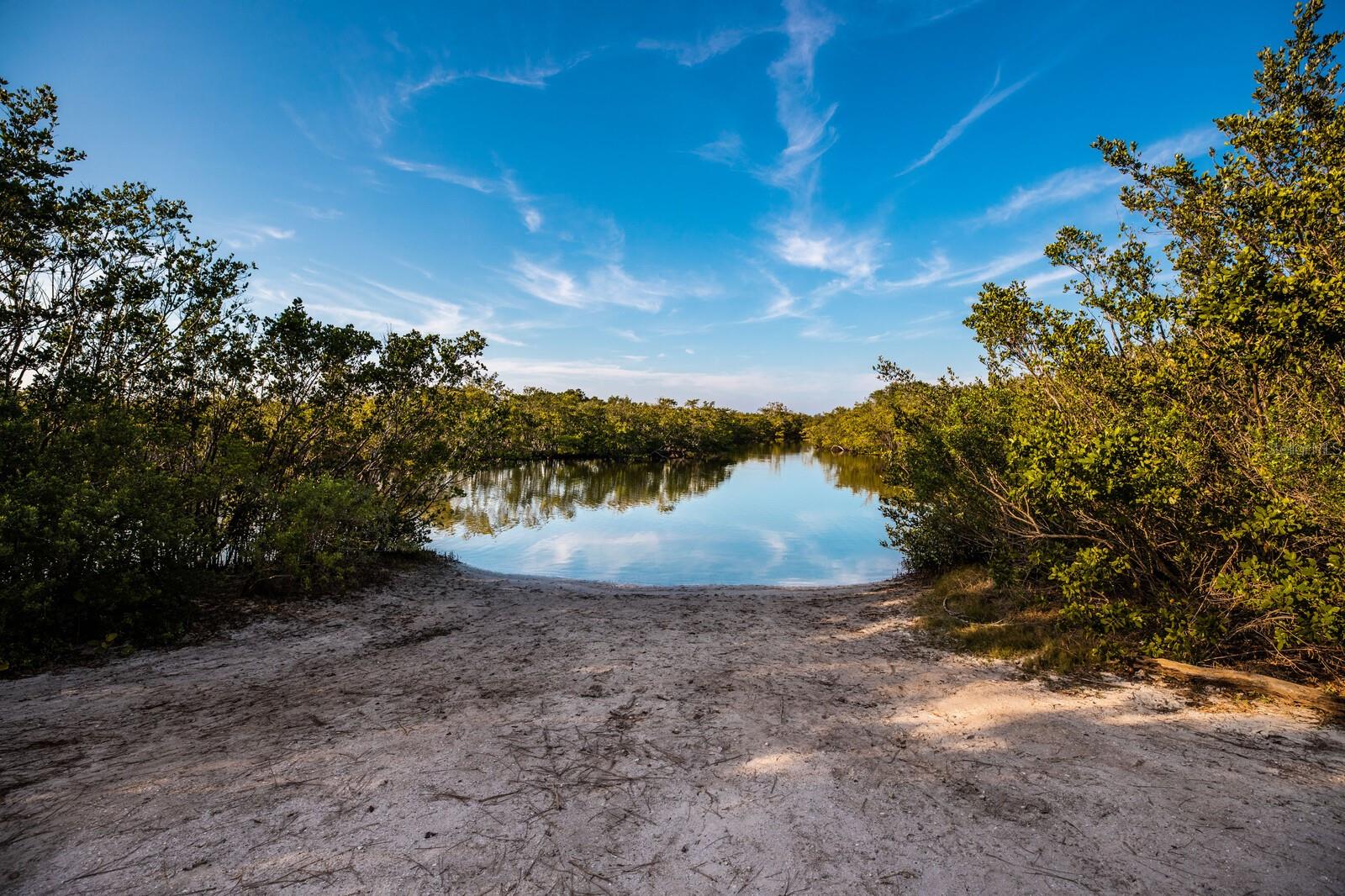 Bradenton, Florida, 34209, United States, ,4 BathroomsBathrooms,Residential,Active,1863490