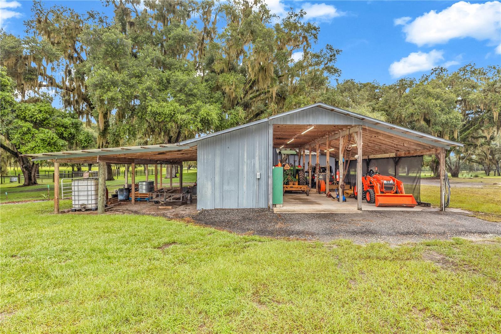Crystal River, Florida, 34428, United States, 6 Bedrooms Bedrooms, ,5 BathroomsBathrooms,Residential,Active,1945058