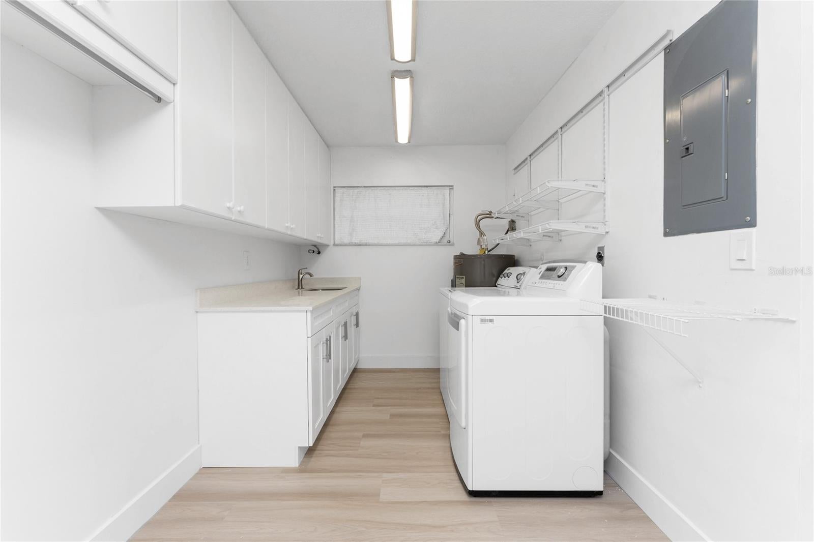 Port Charlotte, Florida, 33952, United States, 5 Bedrooms Bedrooms, ,5 BathroomsBathrooms,Residential,Active,2010210