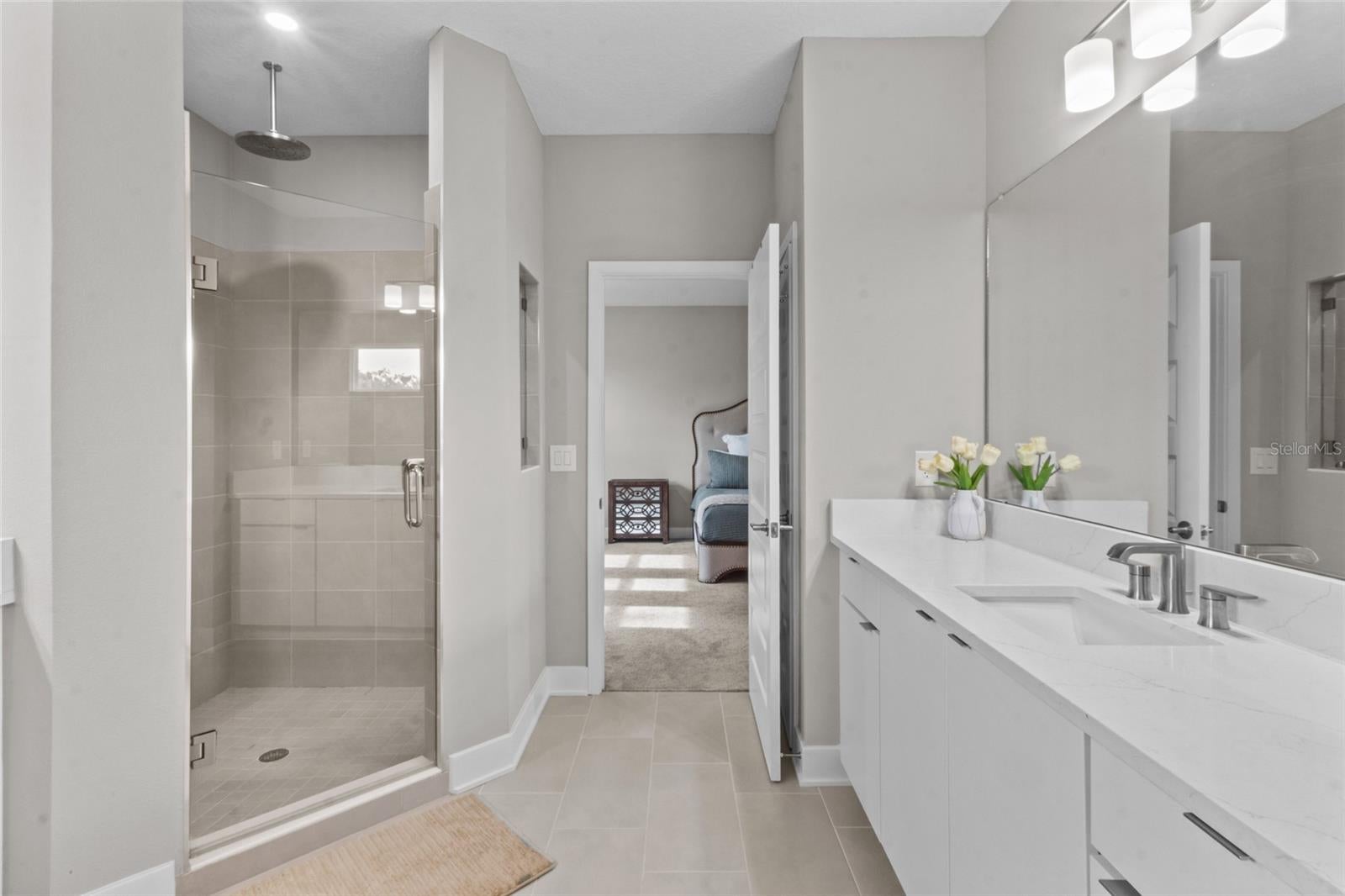 Tampa, Florida, 33609, United States, 4 Bedrooms Bedrooms, ,4 BathroomsBathrooms,Residential,Active,2010143