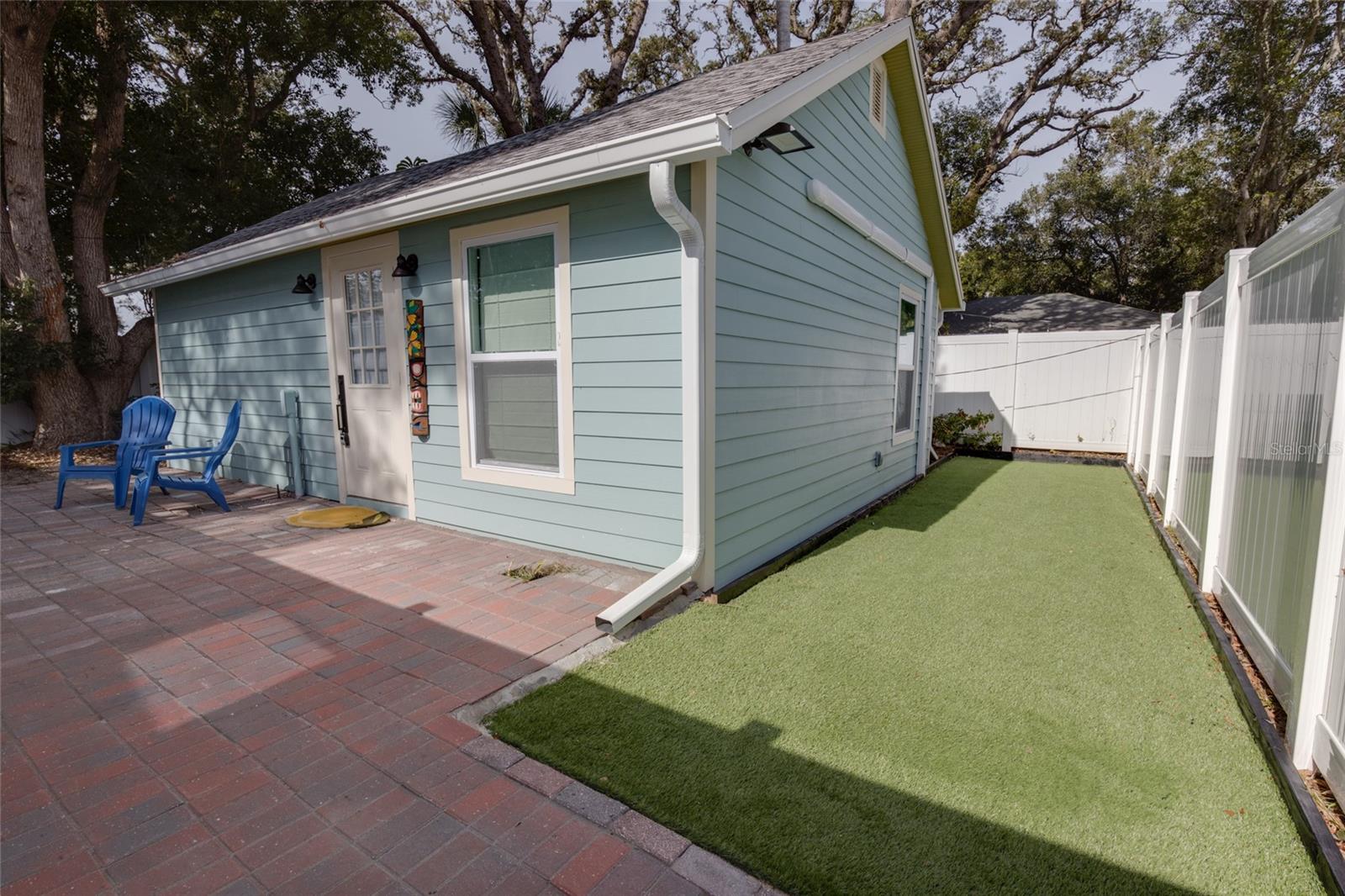 Dunedin, Florida, 34698, United States, 3 Bedrooms Bedrooms, ,3 BathroomsBathrooms,Residential,Active,2009176