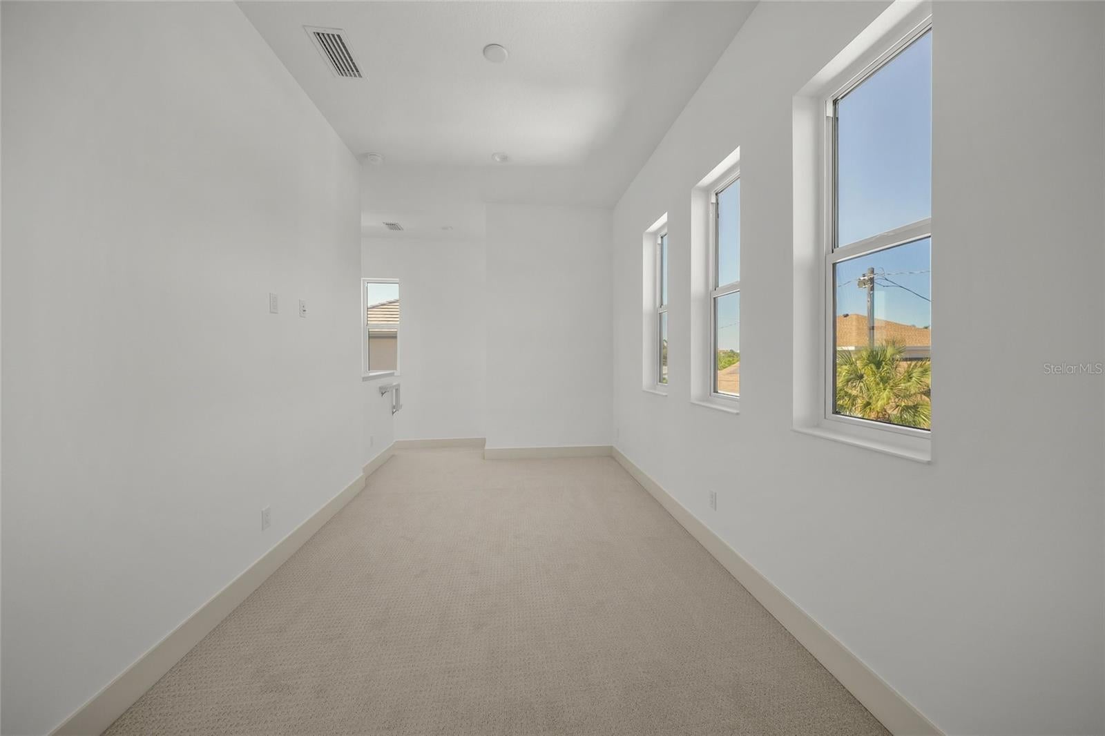 Venice, Florida, 34285, United States, 4 Bedrooms Bedrooms, ,5 BathroomsBathrooms,Residential,Active,1987248