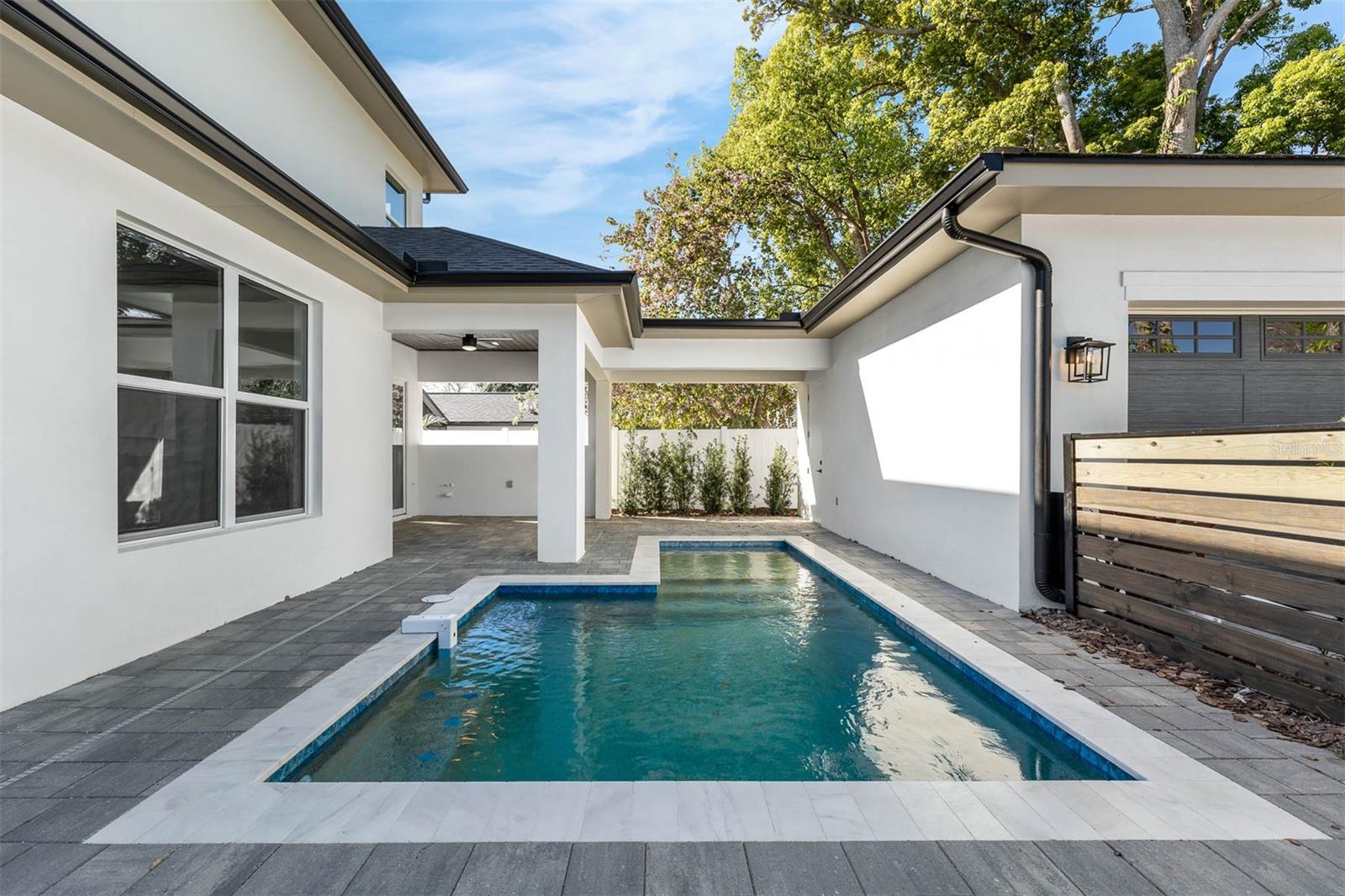 Orlando, Florida, 32804, United States, 5 Bedrooms Bedrooms, ,4 BathroomsBathrooms,Residential,Active,1702896