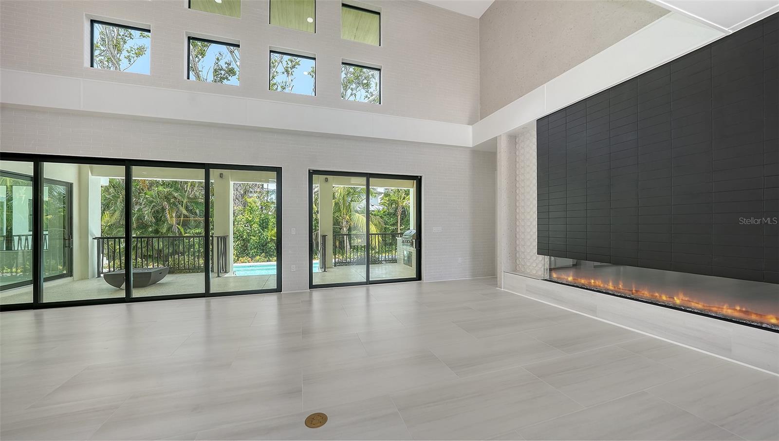 Sarasota, Florida, 34239, United States, ,7 BathroomsBathrooms,Residential,Active,1849492