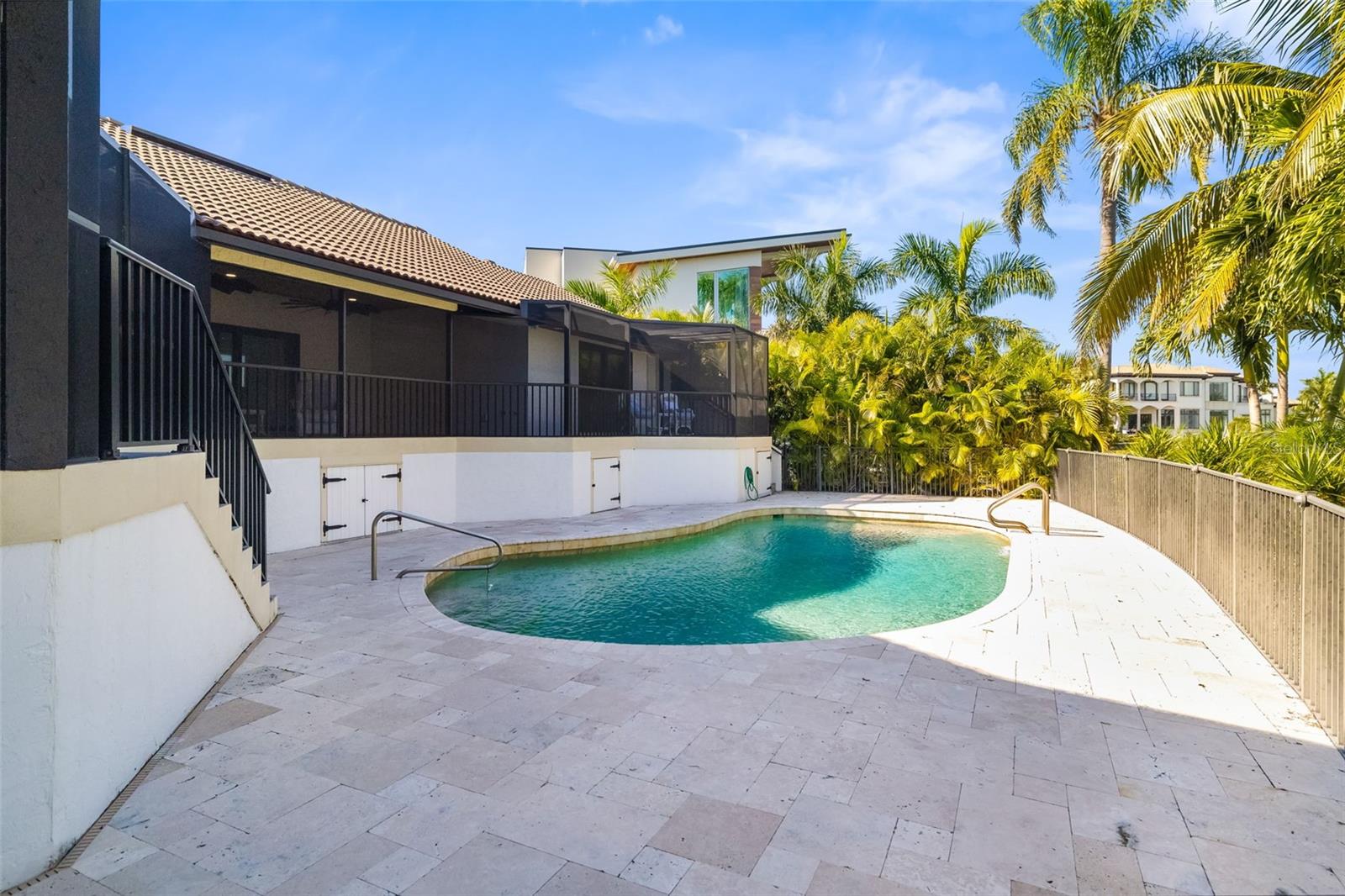 Longboat Key, Florida, 34228, United States, 3 Bedrooms Bedrooms, ,4 BathroomsBathrooms,Residential,Active,1995265