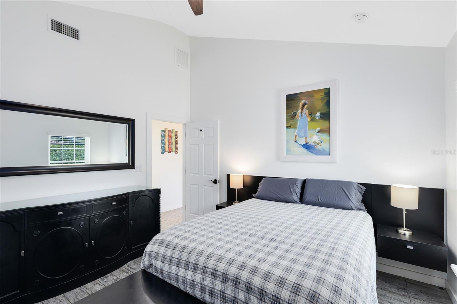 Winter Park, Florida, 32789, United States, 6 Bedrooms Bedrooms, ,4 BathroomsBathrooms,Residential,Active,1710765