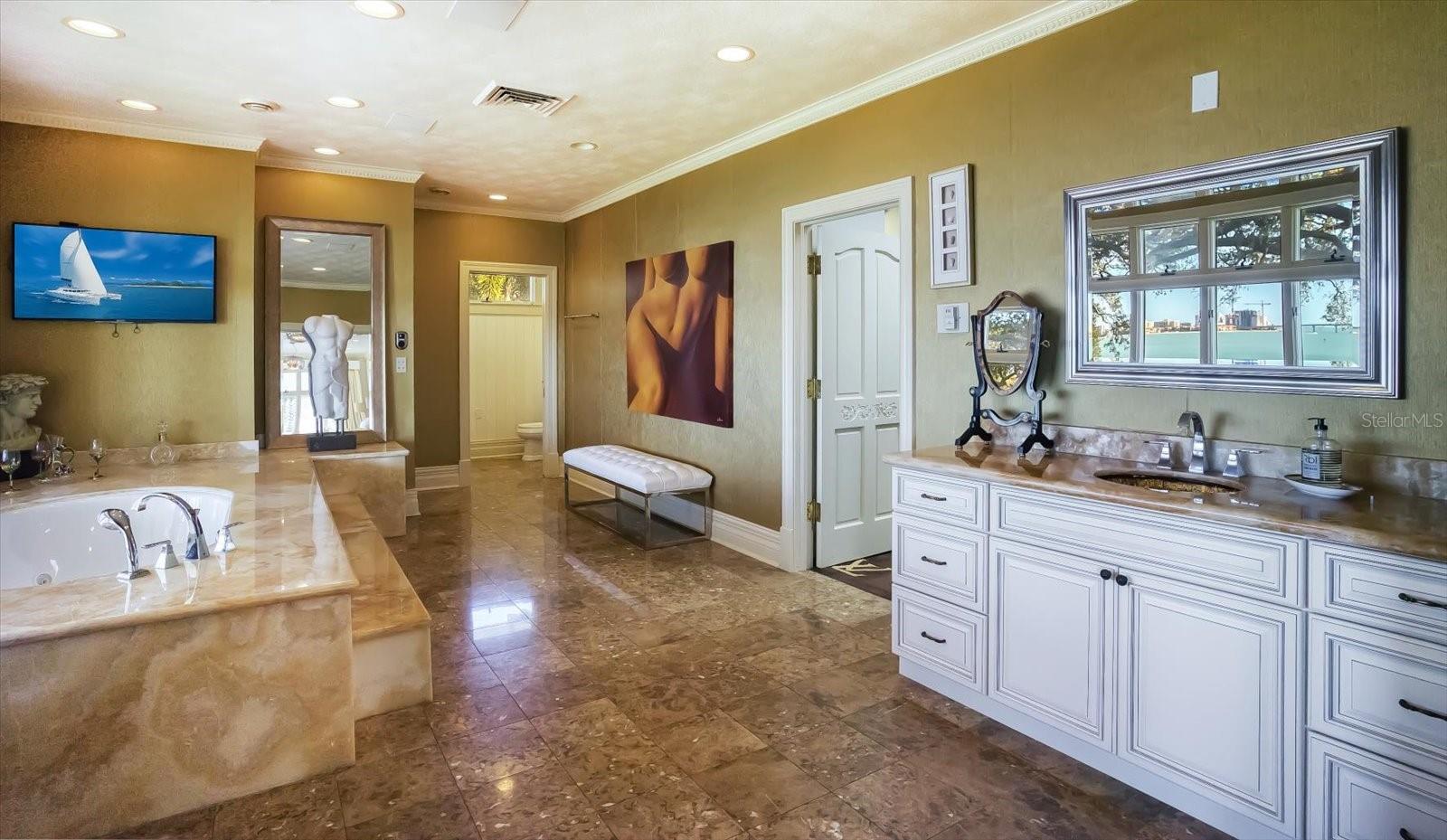 Clearwater, Florida, 33756, United States, 10 Bedrooms Bedrooms, ,11 BathroomsBathrooms,Residential,Active,1738489