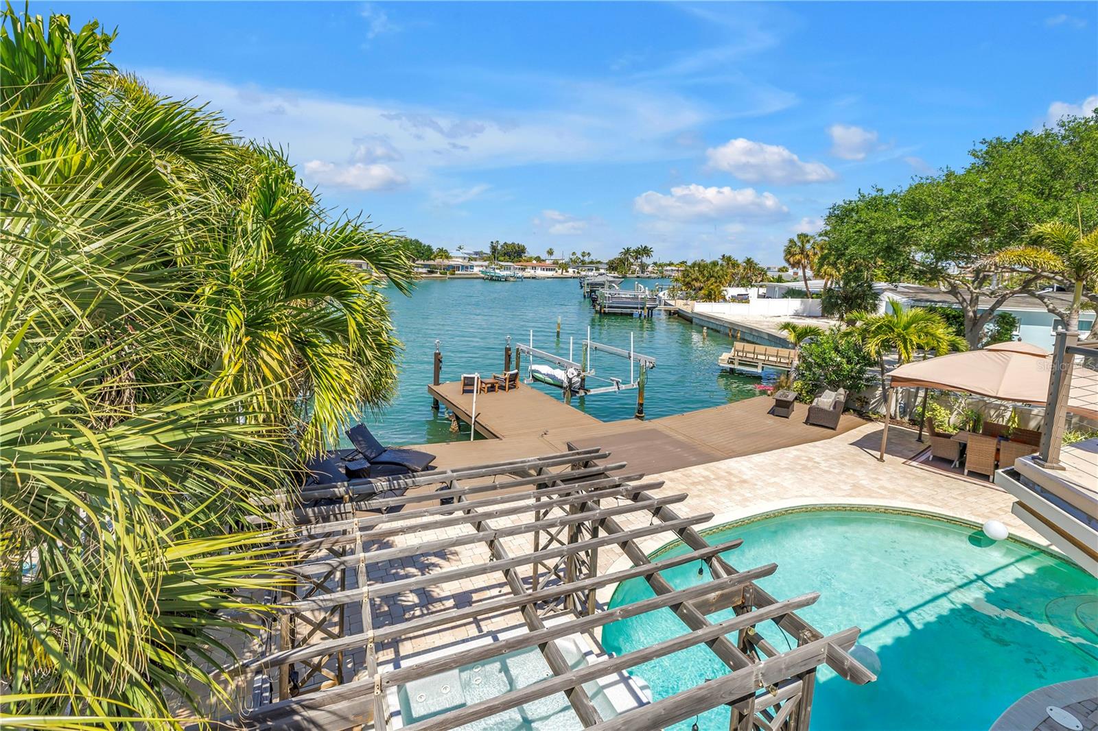 St Pete Beach, Florida, 33706, United States, 5 Bedrooms Bedrooms, ,3 BathroomsBathrooms,Residential,Active,2041617