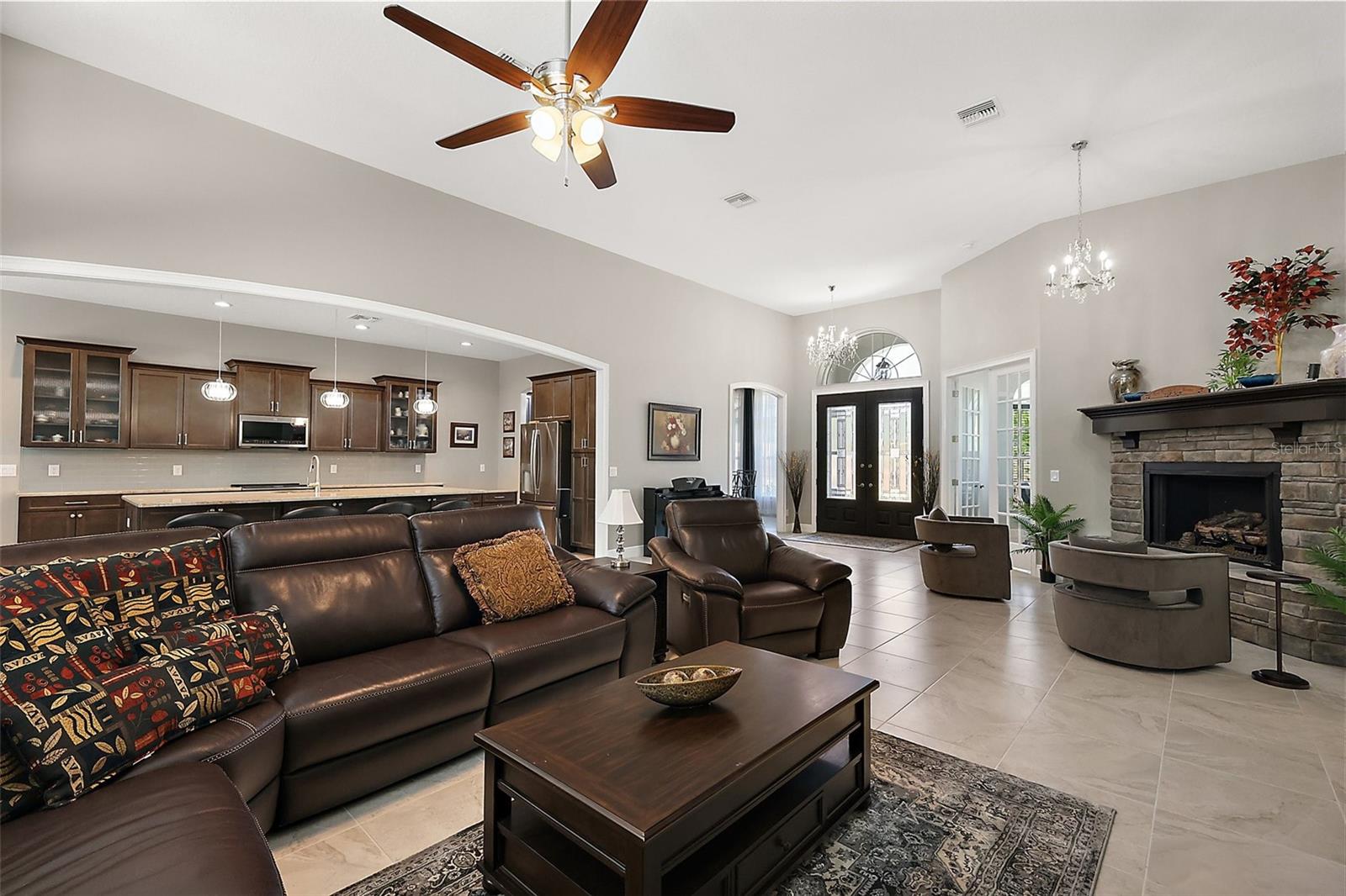 Lady Lake, Florida, 32159, United States, 5 Bedrooms Bedrooms, ,3 BathroomsBathrooms,Residential,Active,1985870