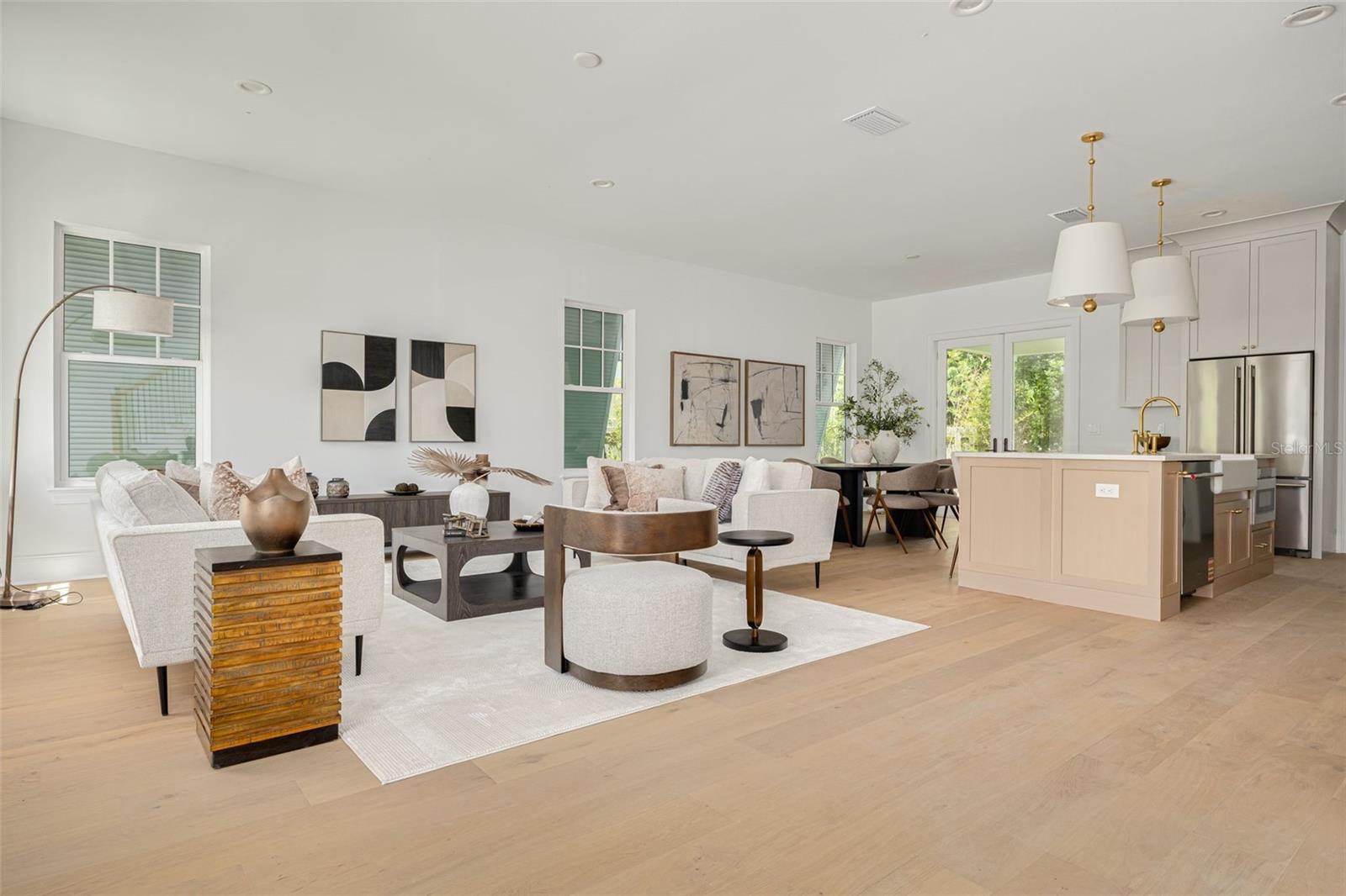 St Petersburg, Florida, 33704, United States, 5 Bedrooms Bedrooms, ,4 BathroomsBathrooms,Residential,Active,2021279