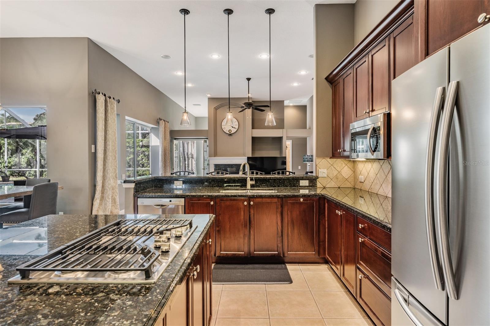 Palm Harbor, Florida, 34685, United States, ,4 BathroomsBathrooms,Residential,Active,1810371