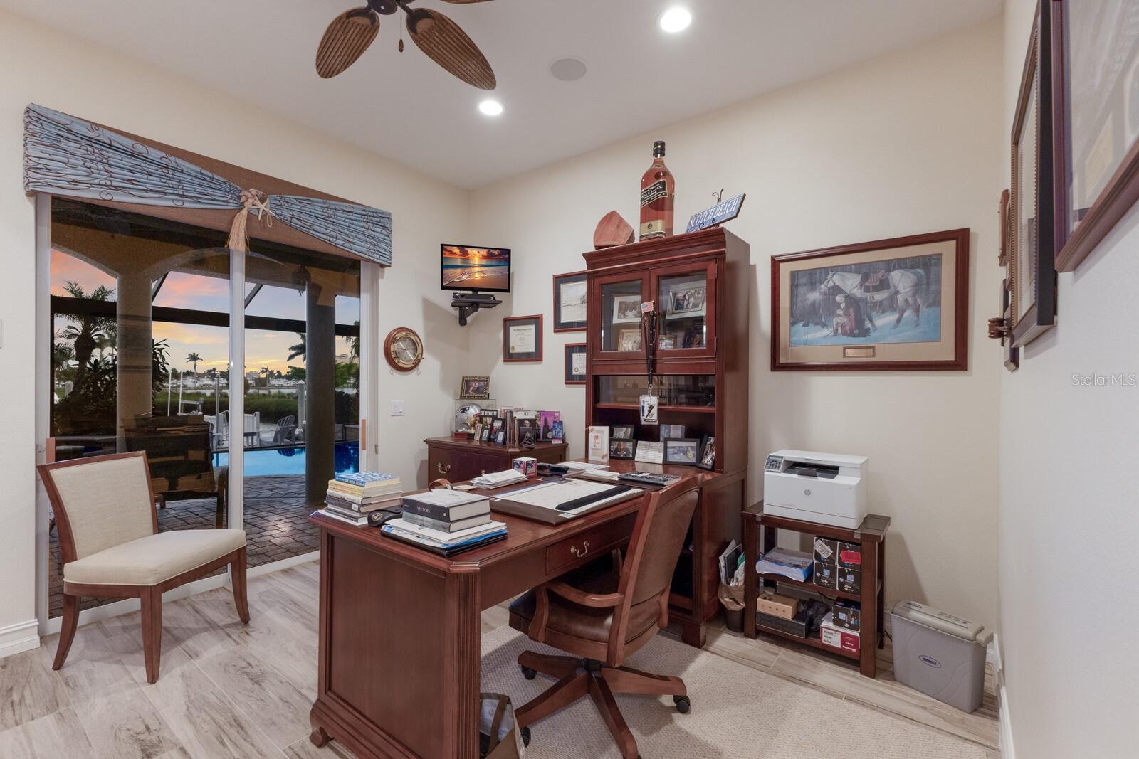 Palmetto, Florida, 34221, United States, 6 Bedrooms Bedrooms, ,6 BathroomsBathrooms,Residential,Active,1973552