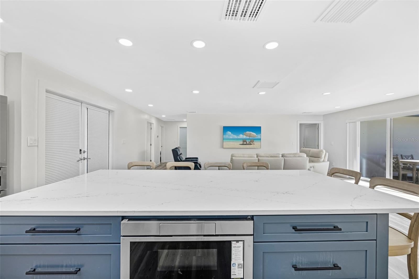 Clearwater Beach, Florida, 33767, United States, 3 Bedrooms Bedrooms, ,2 BathroomsBathrooms,Residential,Active,1894990