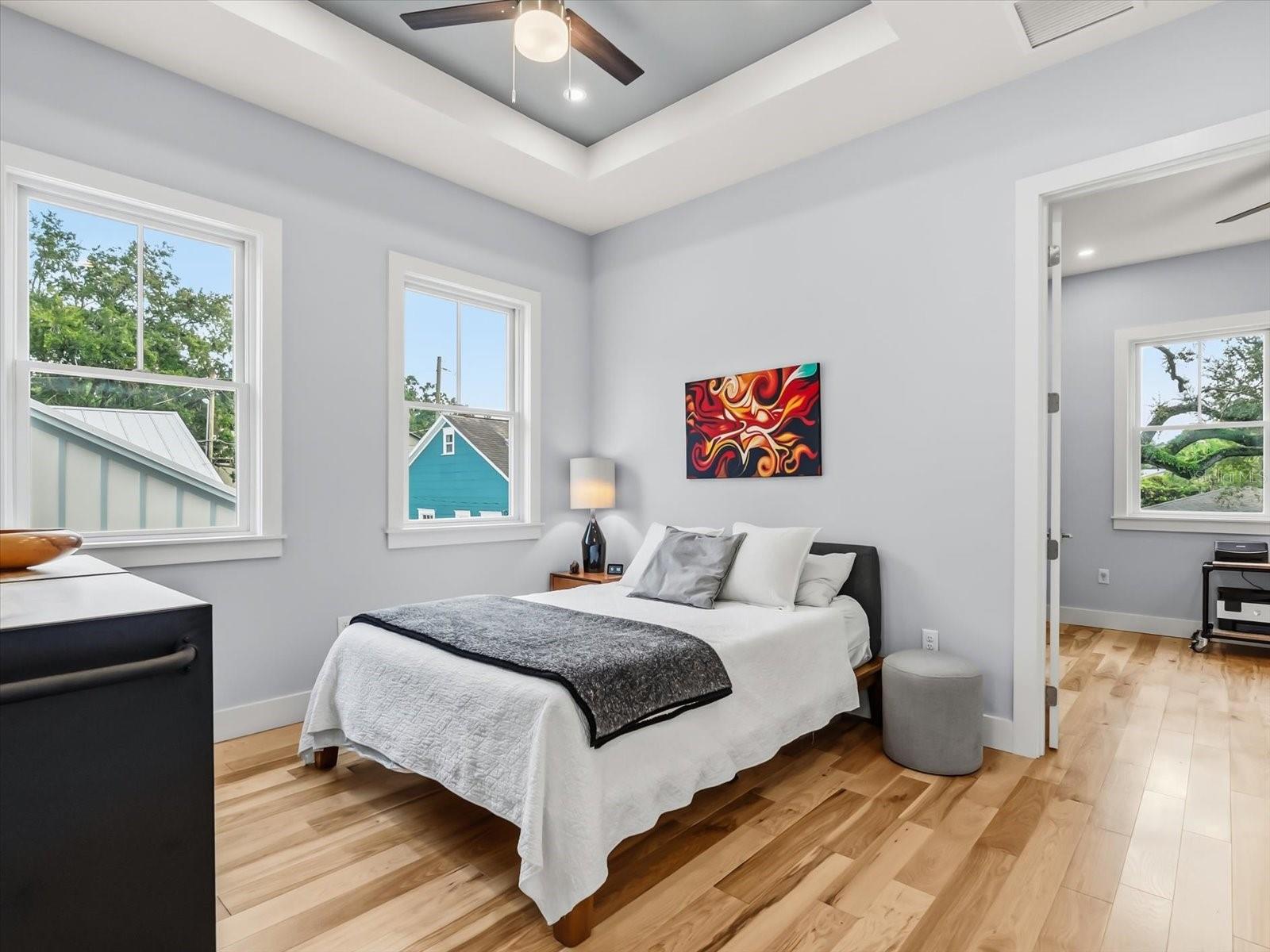 Orlando, Florida, 32801, United States, 4 Bedrooms Bedrooms, ,3 BathroomsBathrooms,Residential,Active,1972164