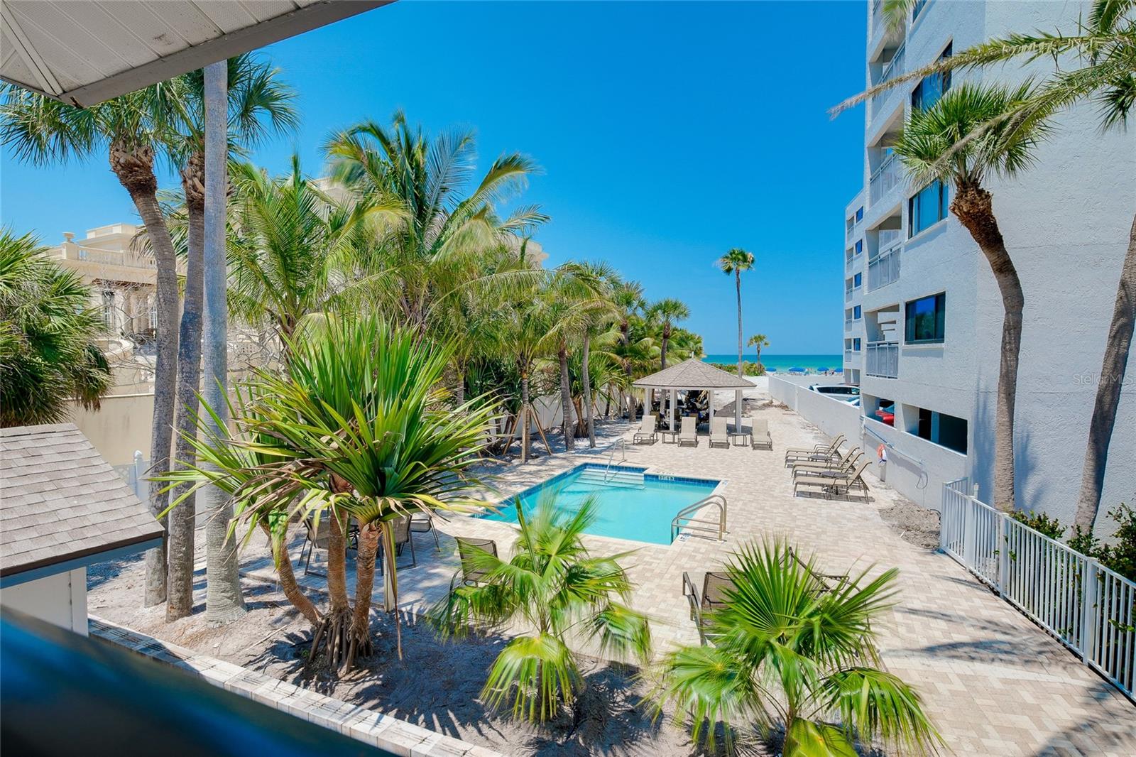 Sarasota, Florida, 34242, United States, 3 Bedrooms Bedrooms, ,2 BathroomsBathrooms,Residential,Active,1987232