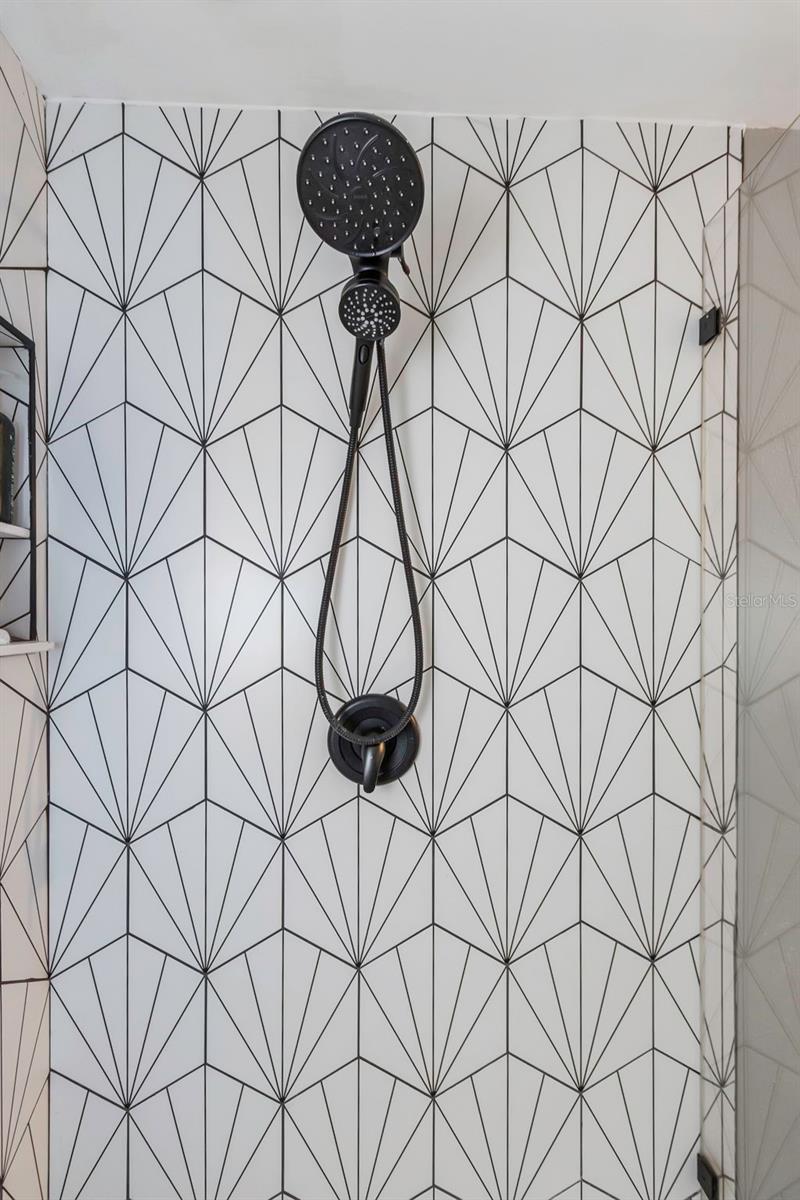 St Petersburg, Florida, 33702, United States, 5 Bedrooms Bedrooms, ,4 BathroomsBathrooms,Residential,Active,1920242