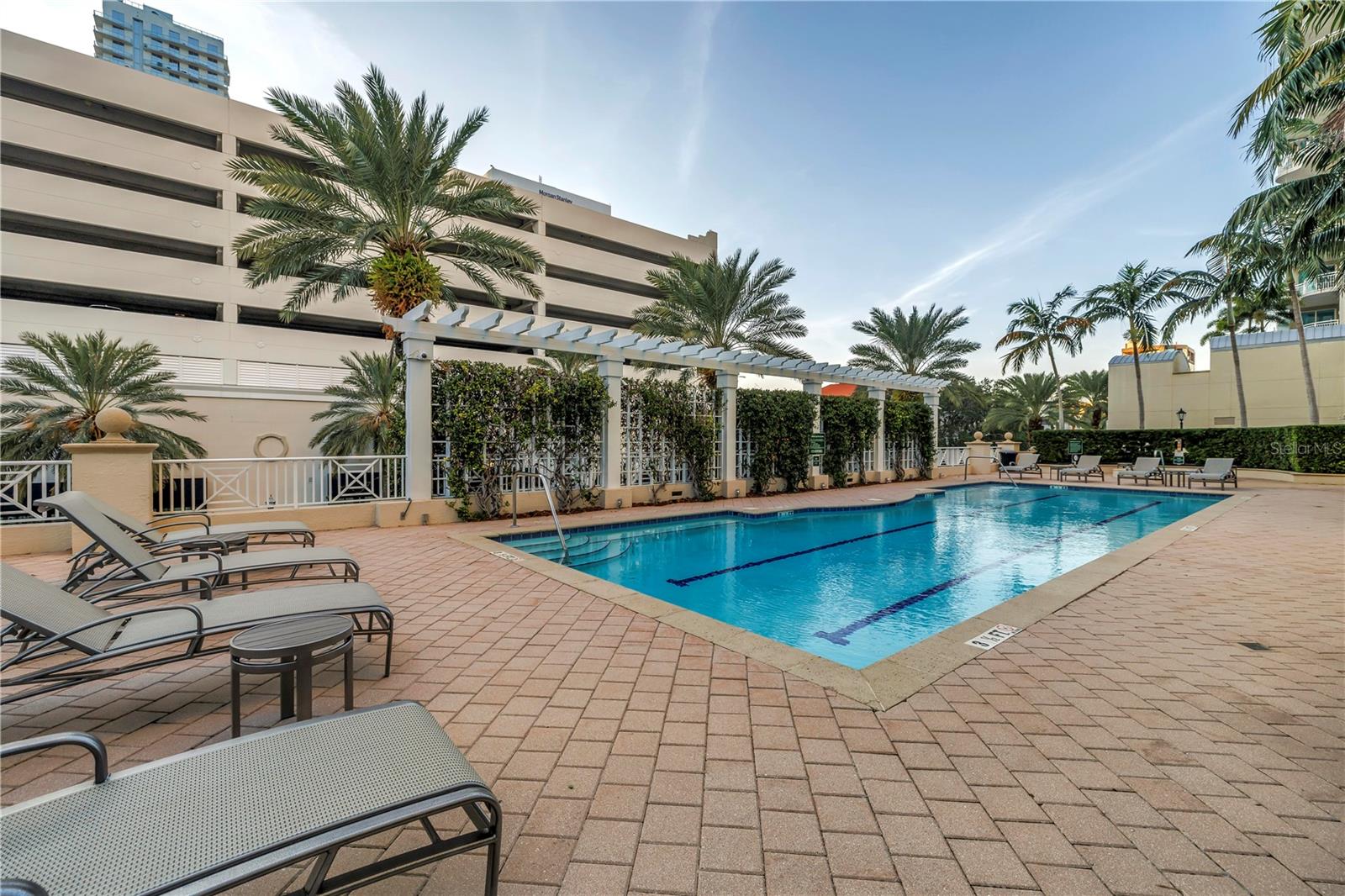 St Petersburg, Florida, 33701, United States, 2 Bedrooms Bedrooms, ,3 BathroomsBathrooms,Residential,Active,1993954