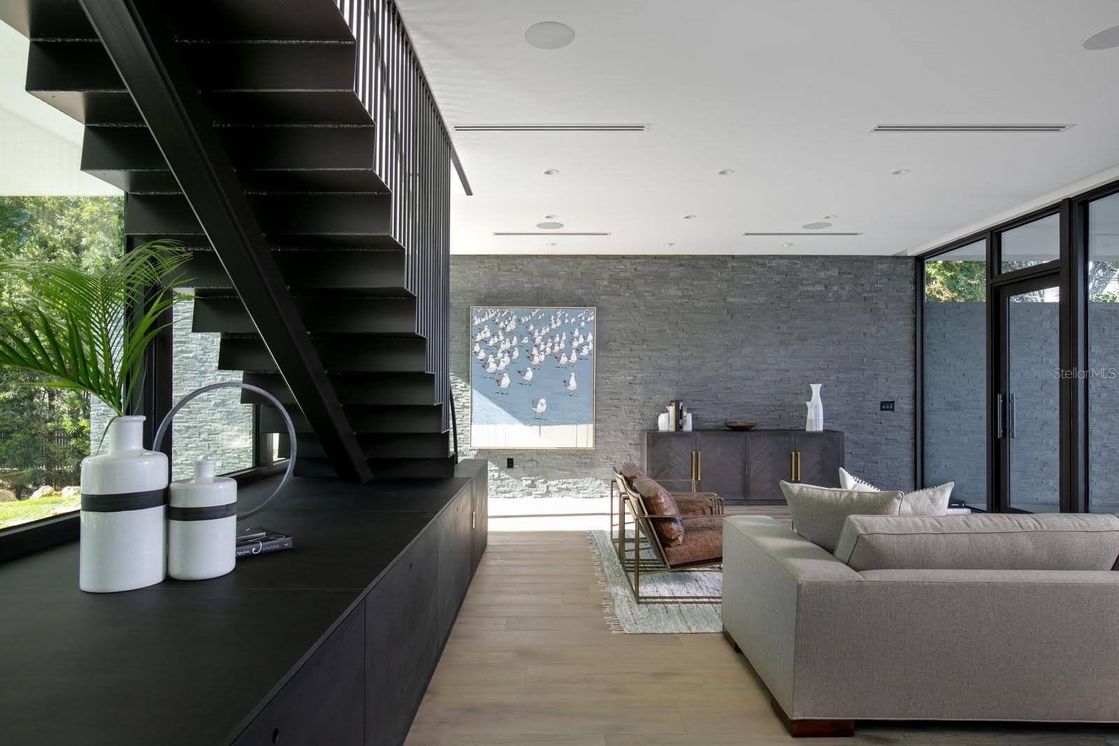 Sarasota, Florida, 34239, United States, 5 Bedrooms Bedrooms, ,5 BathroomsBathrooms,Residential,Active,2011197