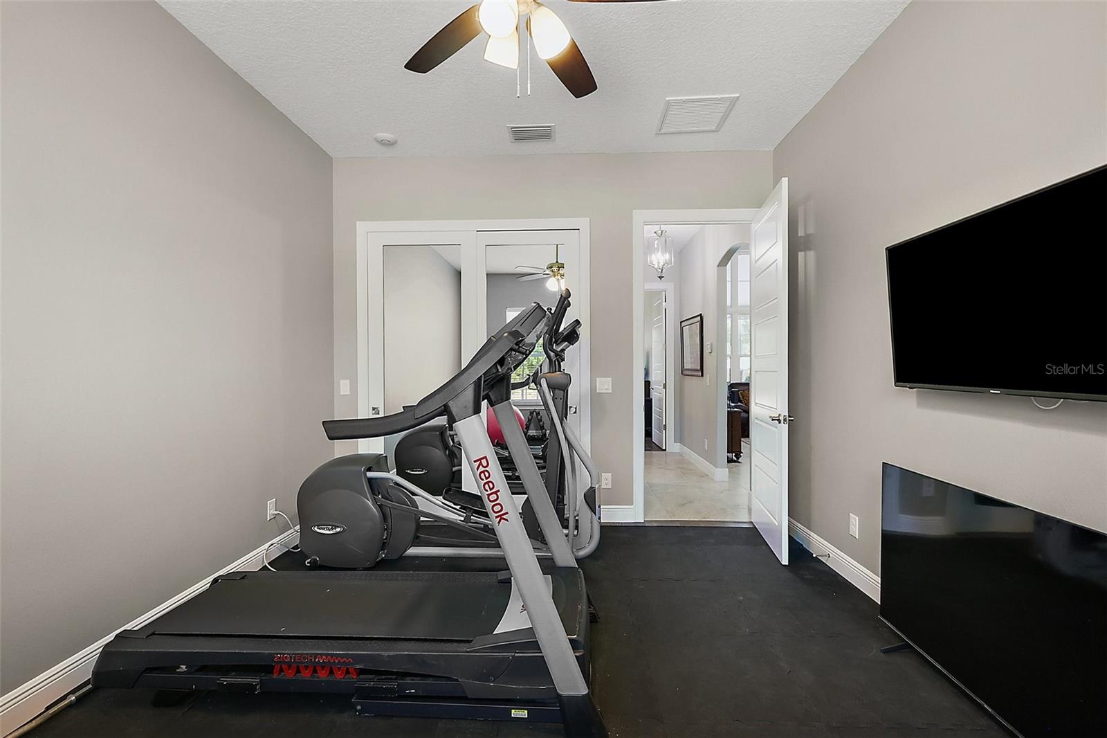 Lady Lake, Florida, 32159, United States, 5 Bedrooms Bedrooms, ,3 BathroomsBathrooms,Residential,Active,1985870