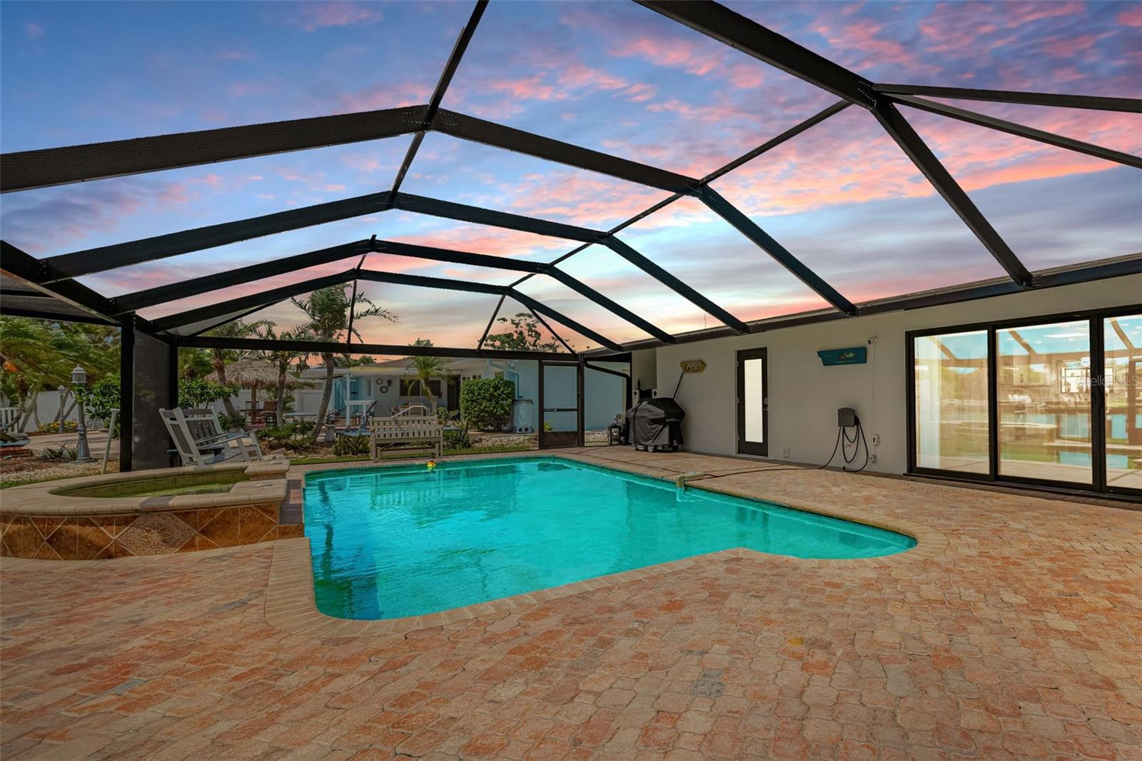 Clearwater Beach, Florida, 33767, United States, 3 Bedrooms Bedrooms, ,2 BathroomsBathrooms,Residential,Active,1894990