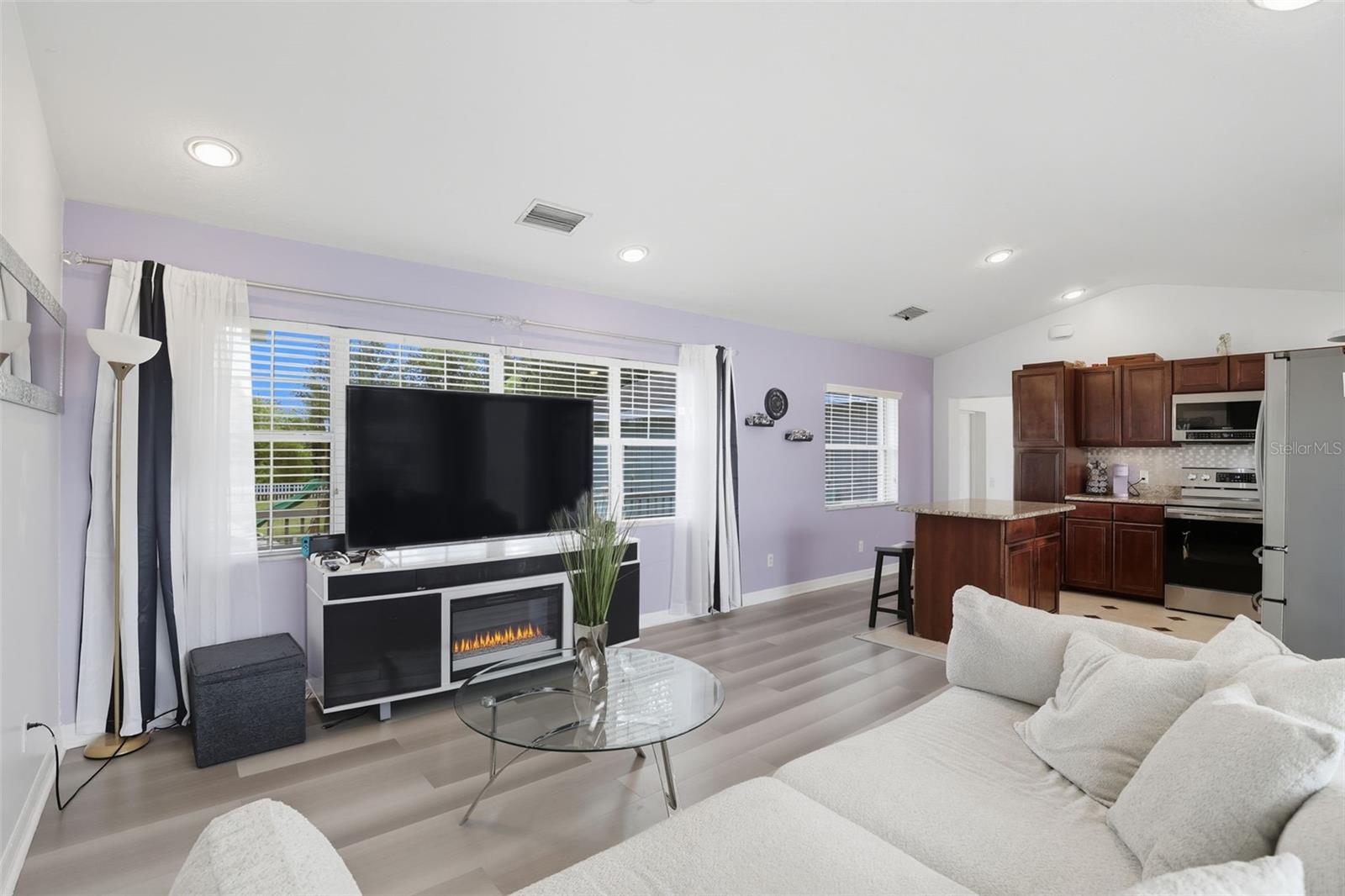 Orlando, Florida, 32809, United States, 3 Bedrooms Bedrooms, ,3 BathroomsBathrooms,Residential,Active,1954426