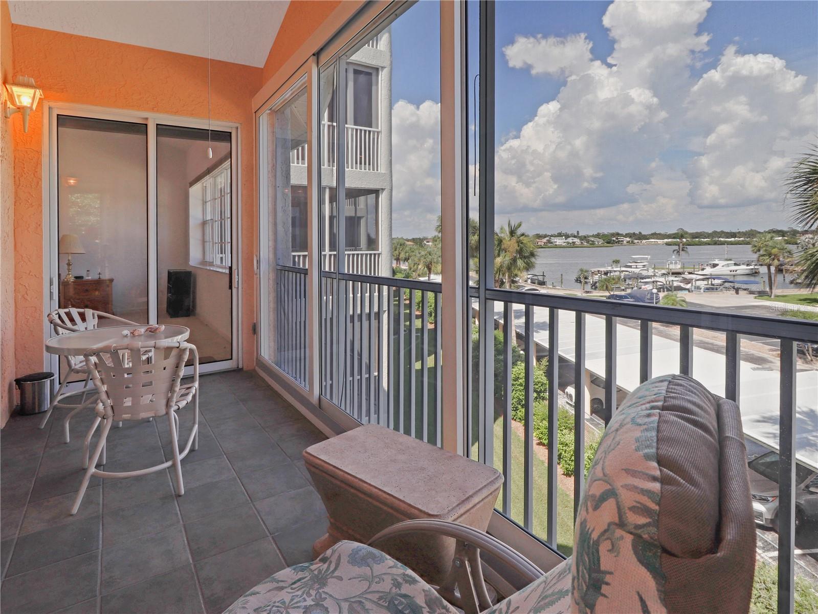 Siesta Key, Florida, 34242, United States, 3 Bedrooms Bedrooms, ,3 BathroomsBathrooms,Residential,Active,1762821