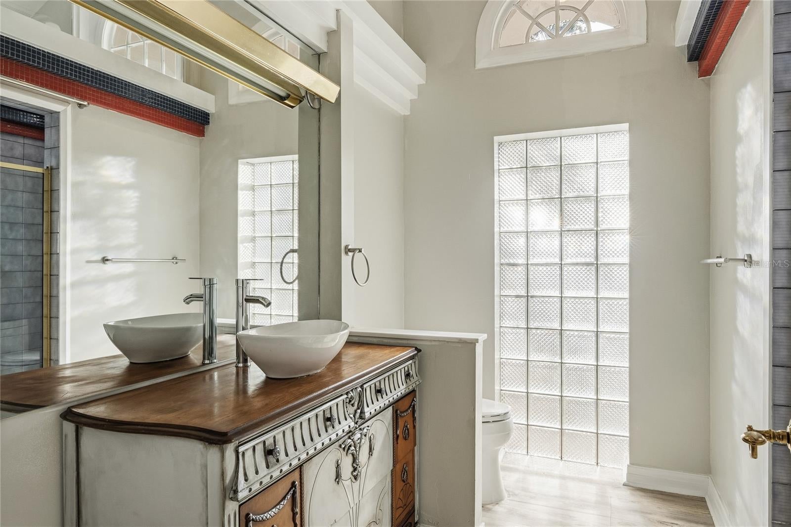 Longwood, Florida, 32779, United States, 4 Bedrooms Bedrooms, ,6 BathroomsBathrooms,Residential,Active,2006962