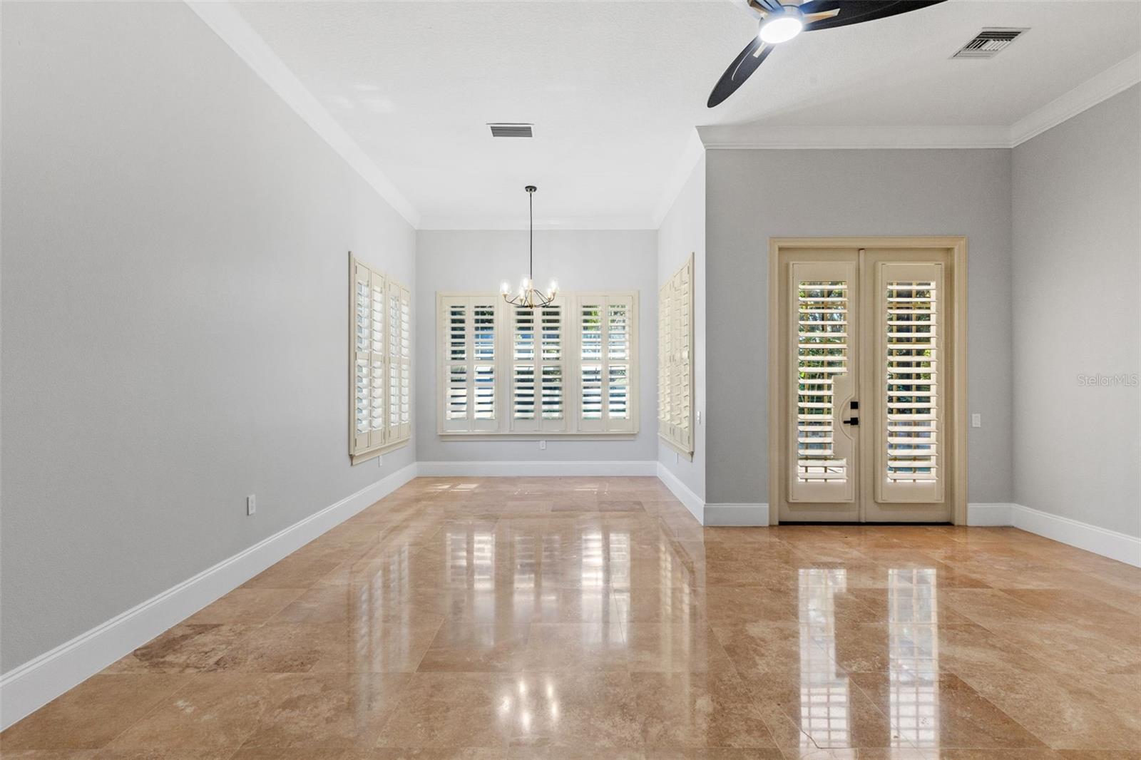 Brandon, Florida, 33510, United States, 6 Bedrooms Bedrooms, ,7 BathroomsBathrooms,Residential,Active,1905348