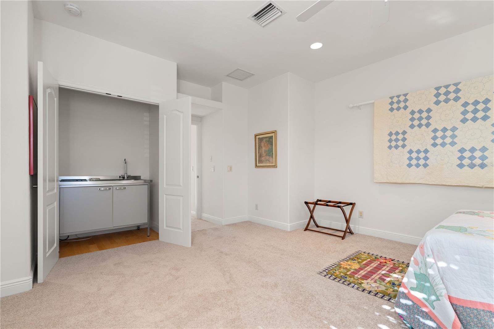 Punta Gorda, Florida, 33950, United States, 5 Bedrooms Bedrooms, ,4 BathroomsBathrooms,Residential,Active,2006902