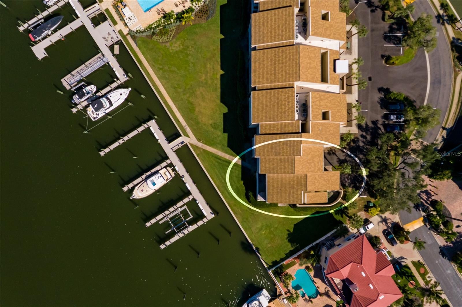 St Petersburg, Florida, 33707, United States, 4 Bedrooms Bedrooms, ,5 BathroomsBathrooms,Residential,Active,1985578