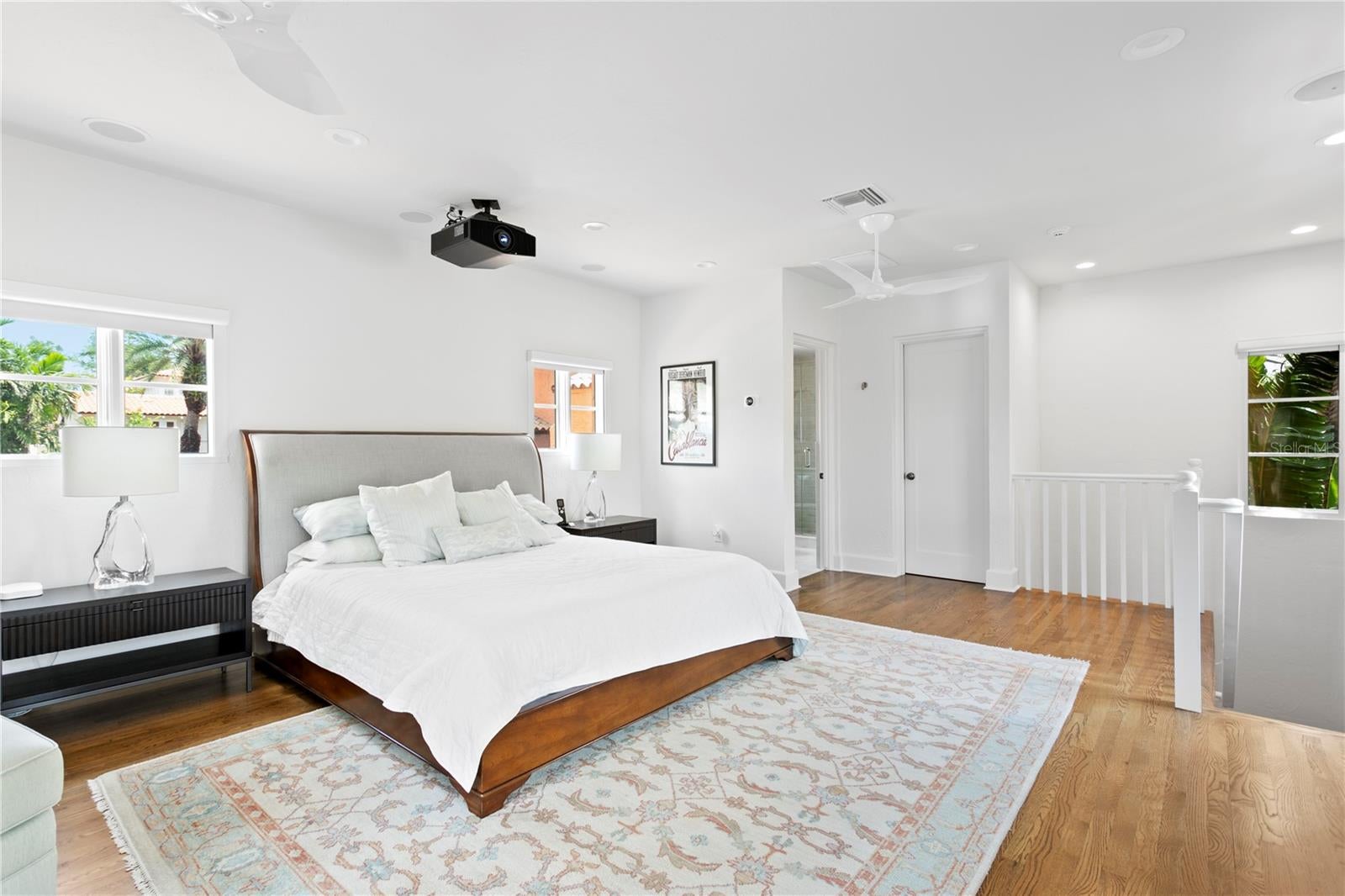 St Petersburg, Florida, 33704, United States, 6 Bedrooms Bedrooms, ,7 BathroomsBathrooms,Residential,Active,1871834
