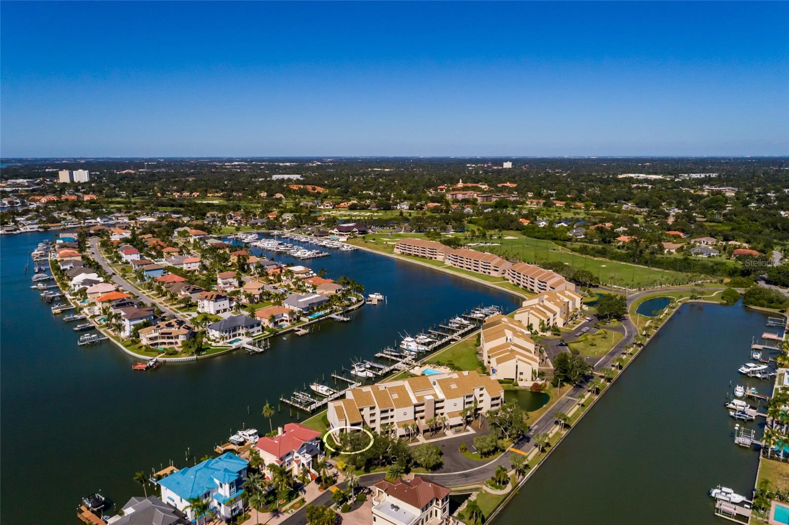 St Petersburg, Florida, 33707, United States, 4 Bedrooms Bedrooms, ,5 BathroomsBathrooms,Residential,Active,1985578