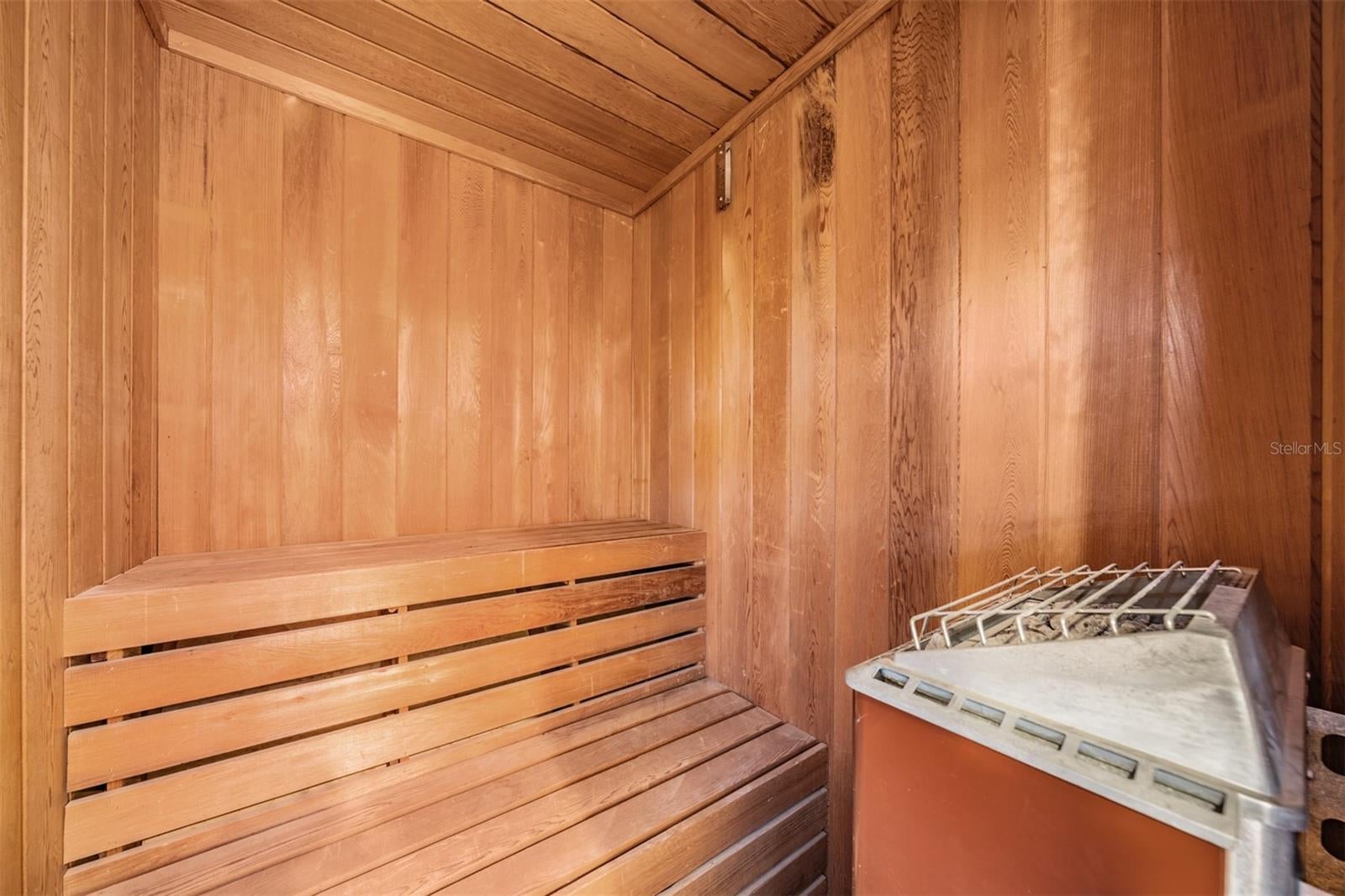 Palm Harbor, Florida, 34684, United States, 4 Bedrooms Bedrooms, ,4 BathroomsBathrooms,Residential,Active,1936412