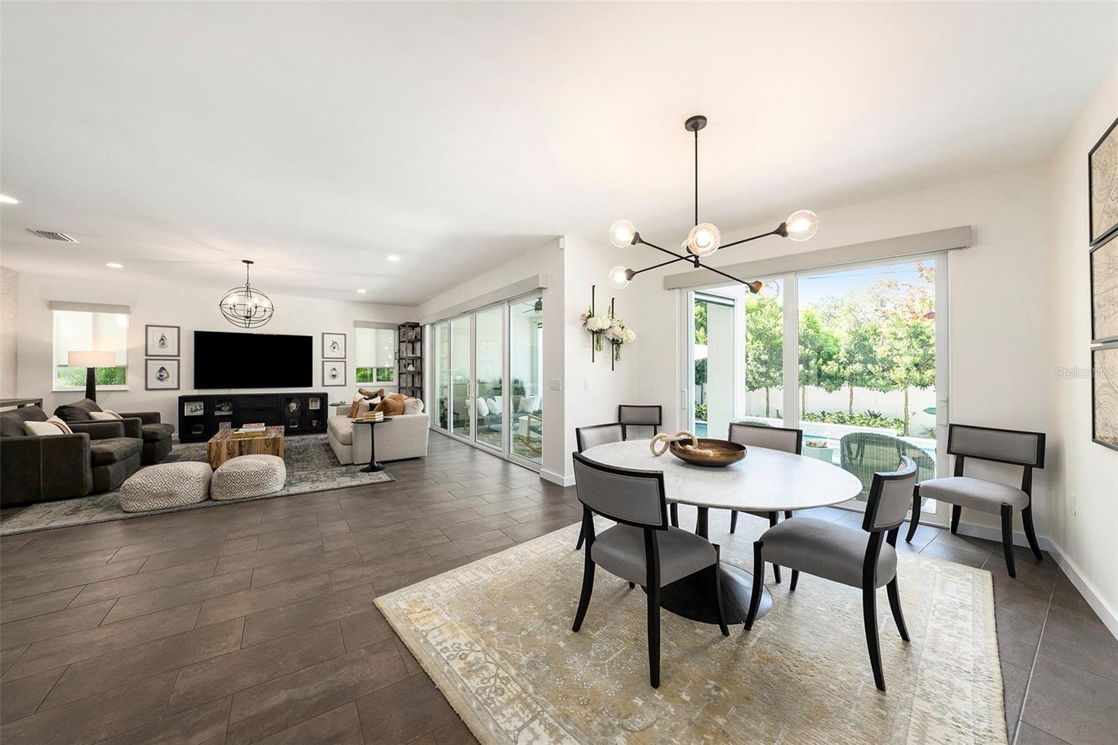 Tampa, Florida, 33629, United States, 4 Bedrooms Bedrooms, ,3 BathroomsBathrooms,Residential,Active,1914639
