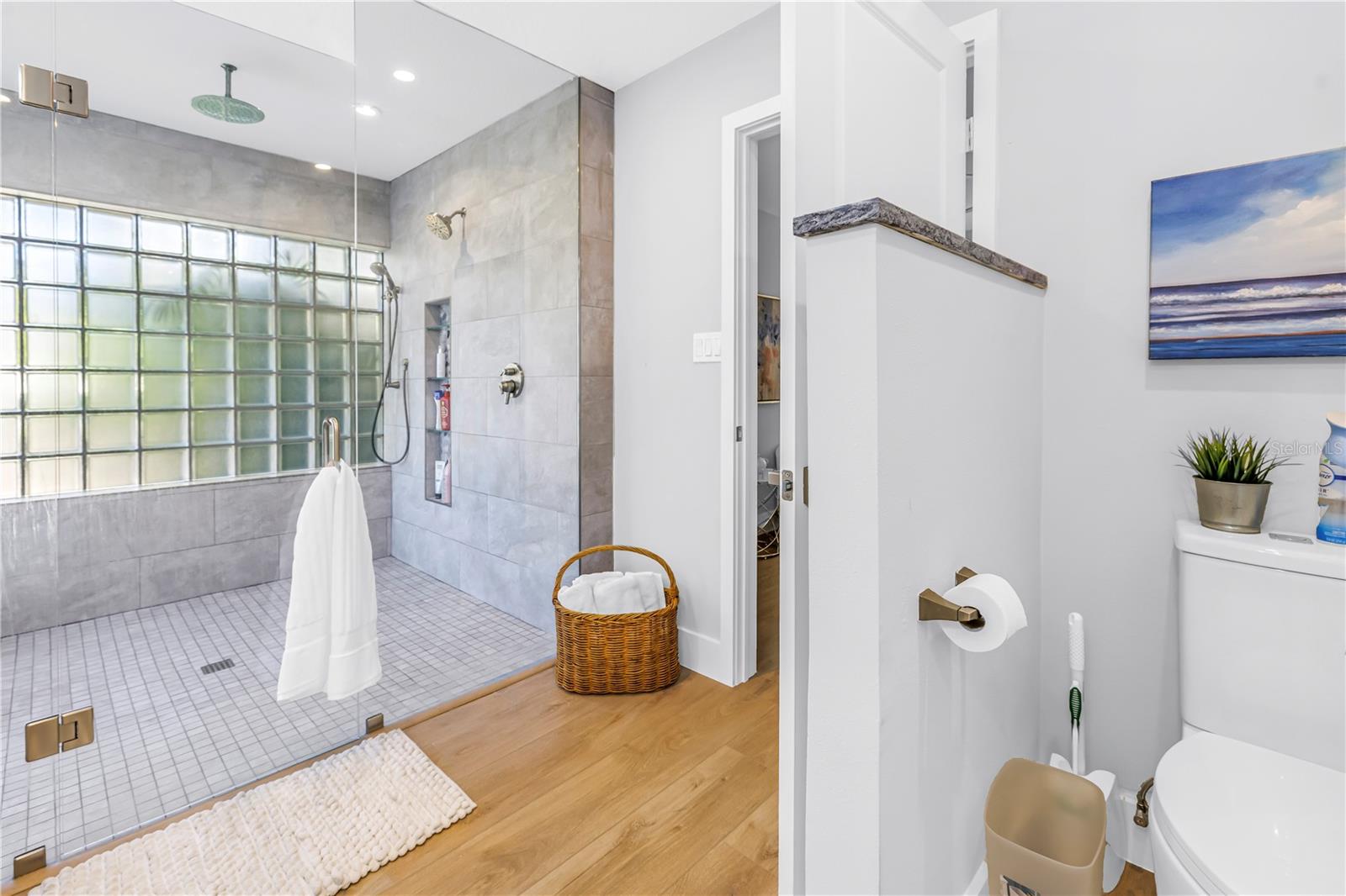 St Petersburg, Florida, 33704, United States, 4 Bedrooms Bedrooms, ,4 BathroomsBathrooms,Residential,Active,2013913