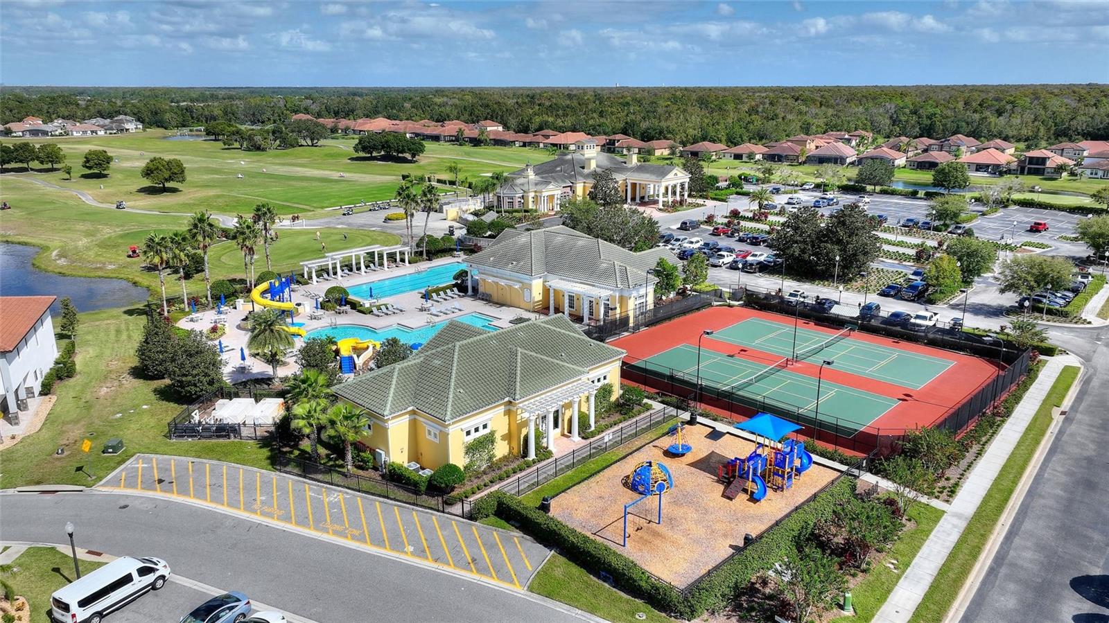 Davenport, Florida, 33837, United States, 4 Bedrooms Bedrooms, ,4 BathroomsBathrooms,Residential,Active,1967317