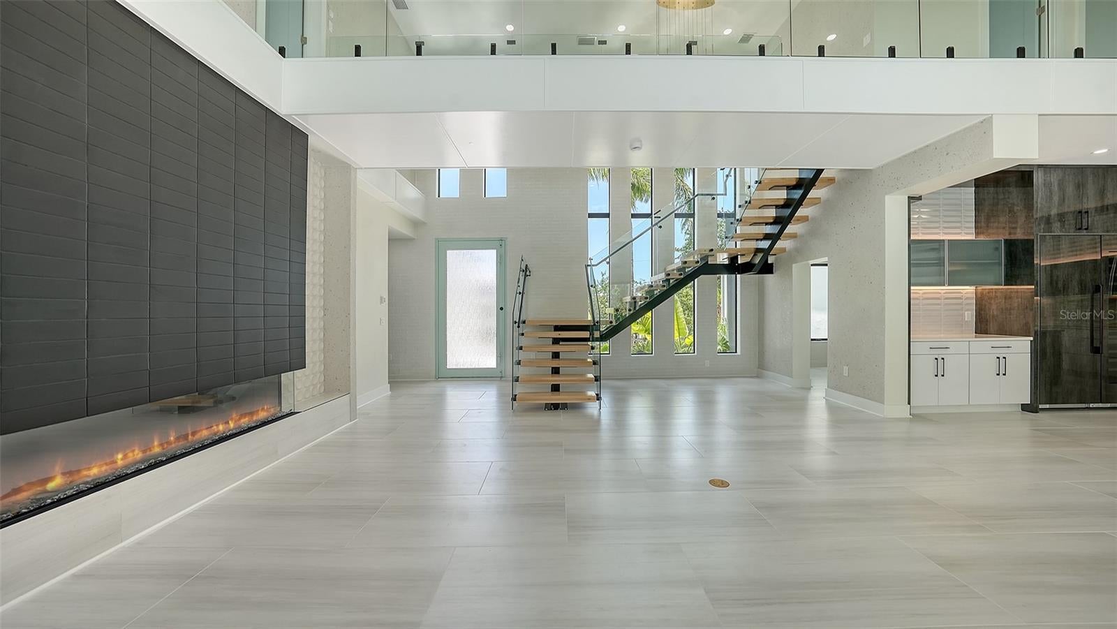 Sarasota, Florida, 34239, United States, ,7 BathroomsBathrooms,Residential,Active,1849492