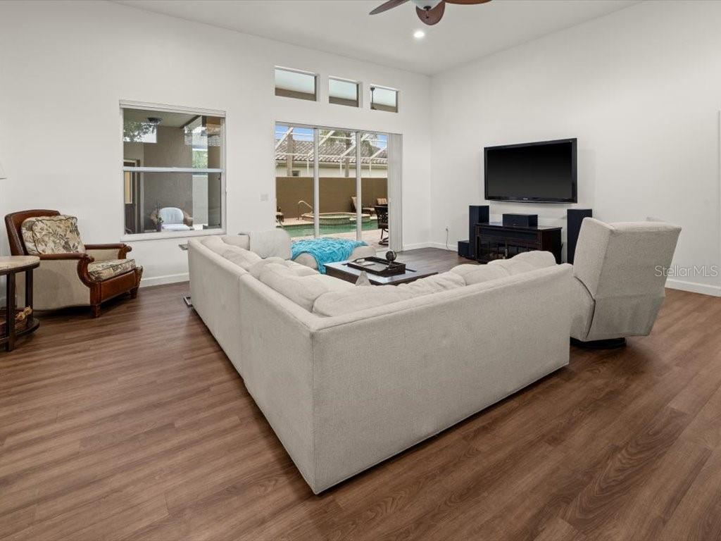 Sarasota, Florida, 34240, United States, 3 Bedrooms Bedrooms, ,3 BathroomsBathrooms,Residential,Active,1871617