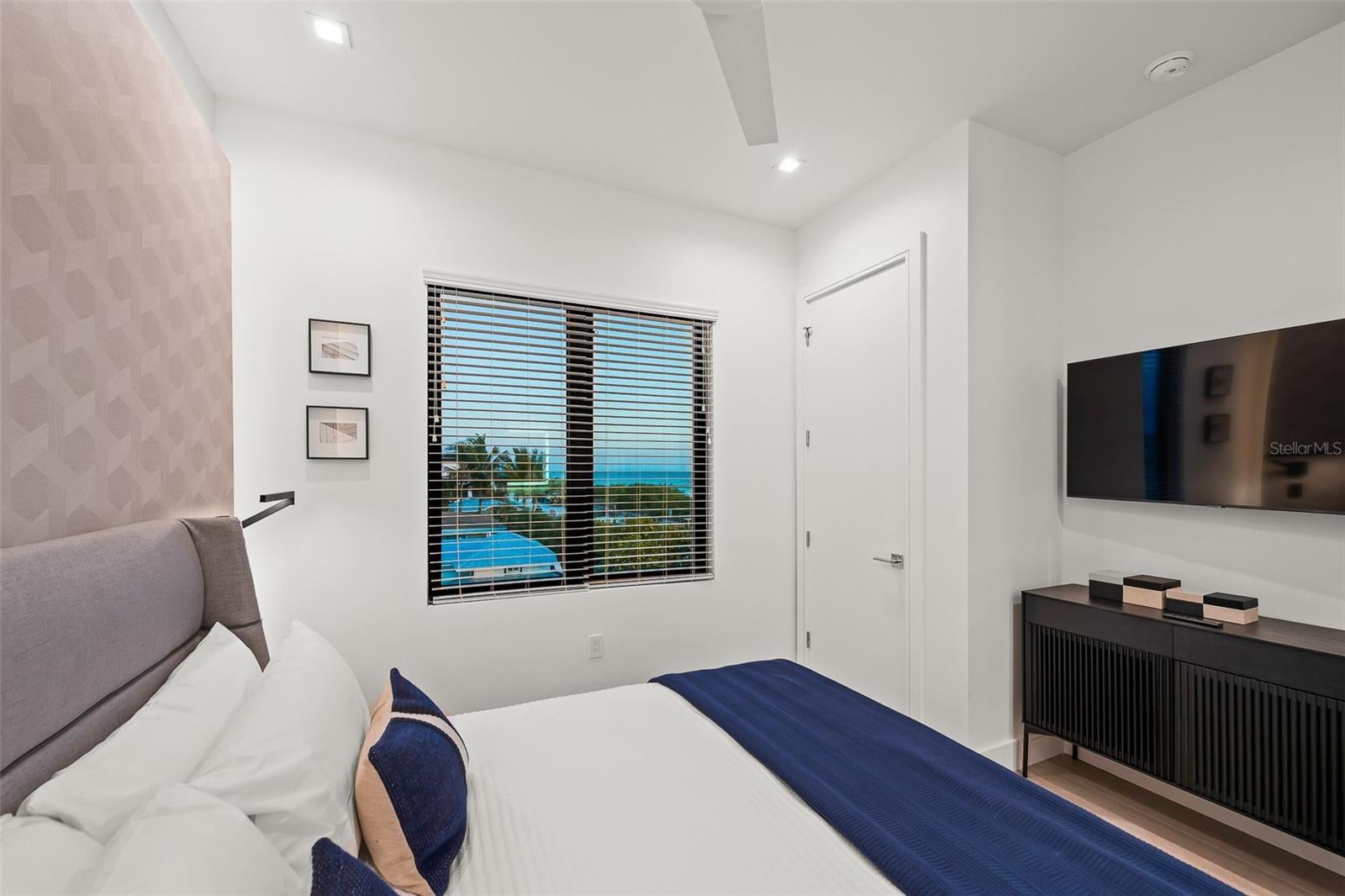 Bradenton Beach, Florida, 34217, United States, ,6 BathroomsBathrooms,Residential,Active,1829944