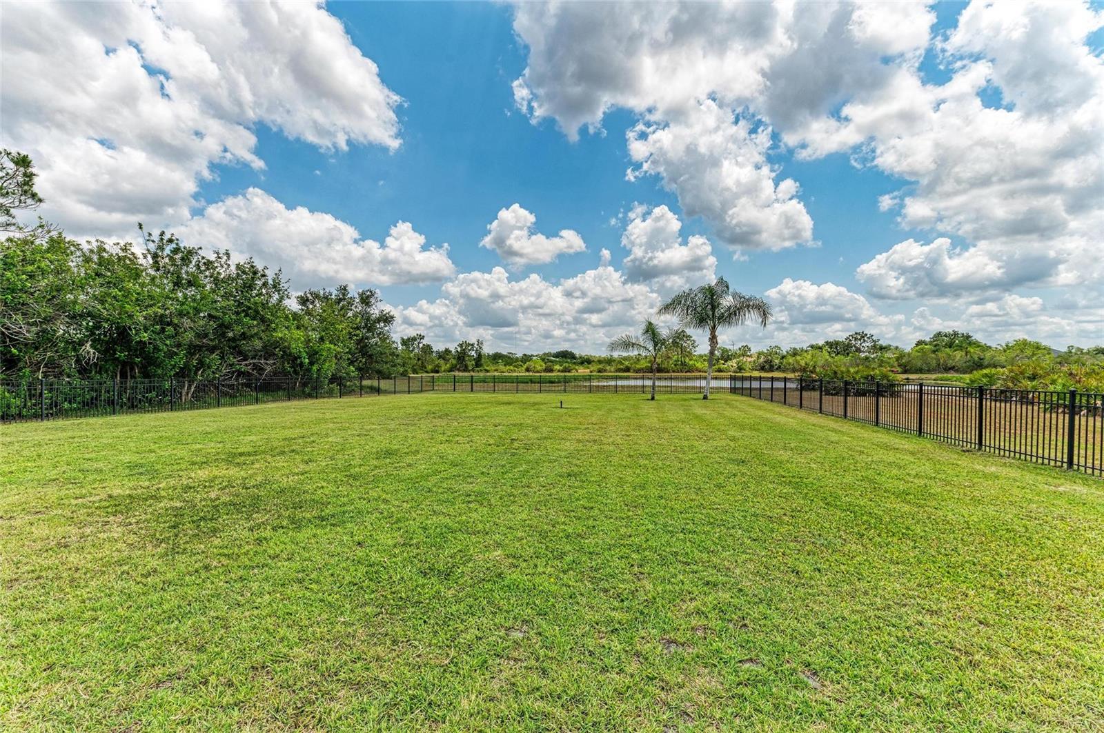 Bradenton, Florida, 34202, United States, 4 Bedrooms Bedrooms, ,4 BathroomsBathrooms,Residential,Active,1801045