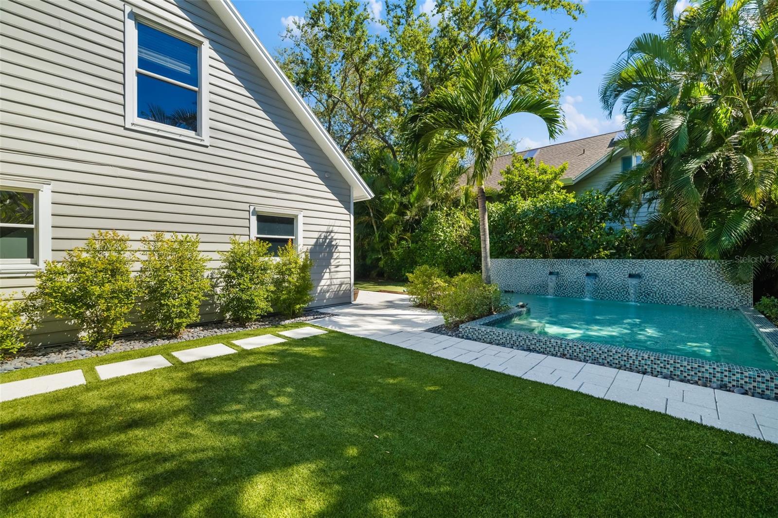 Sarasota, Florida, 34231, United States, 4 Bedrooms Bedrooms, ,4 BathroomsBathrooms,Residential,Active,1999174