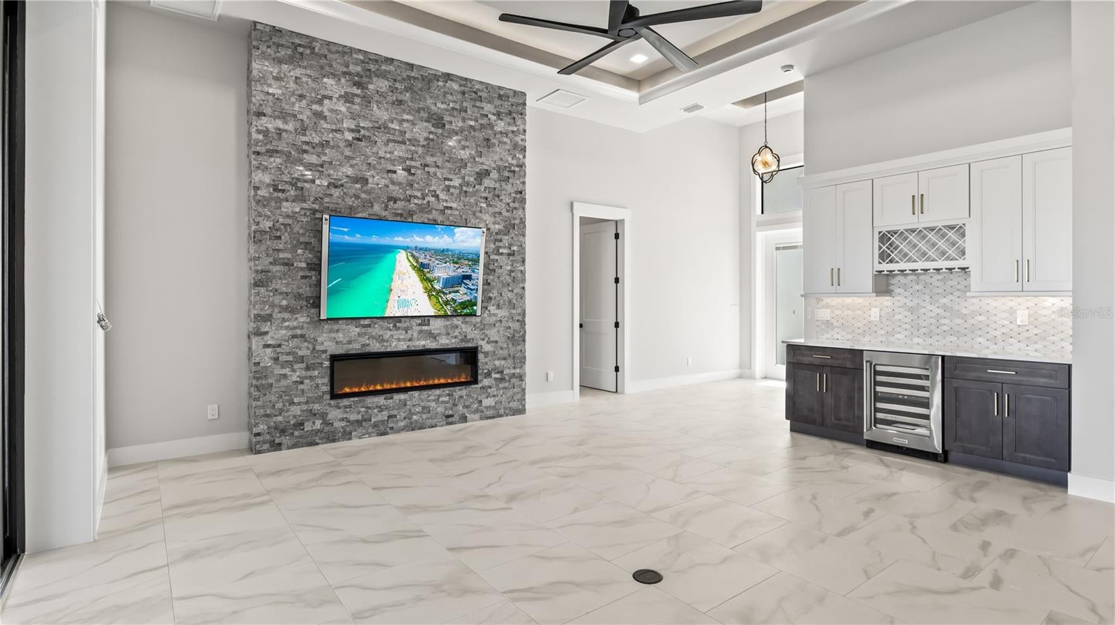 Cape Coral, Florida, 33914, United States, 4 Bedrooms Bedrooms, ,4 BathroomsBathrooms,Residential,Active,1703191